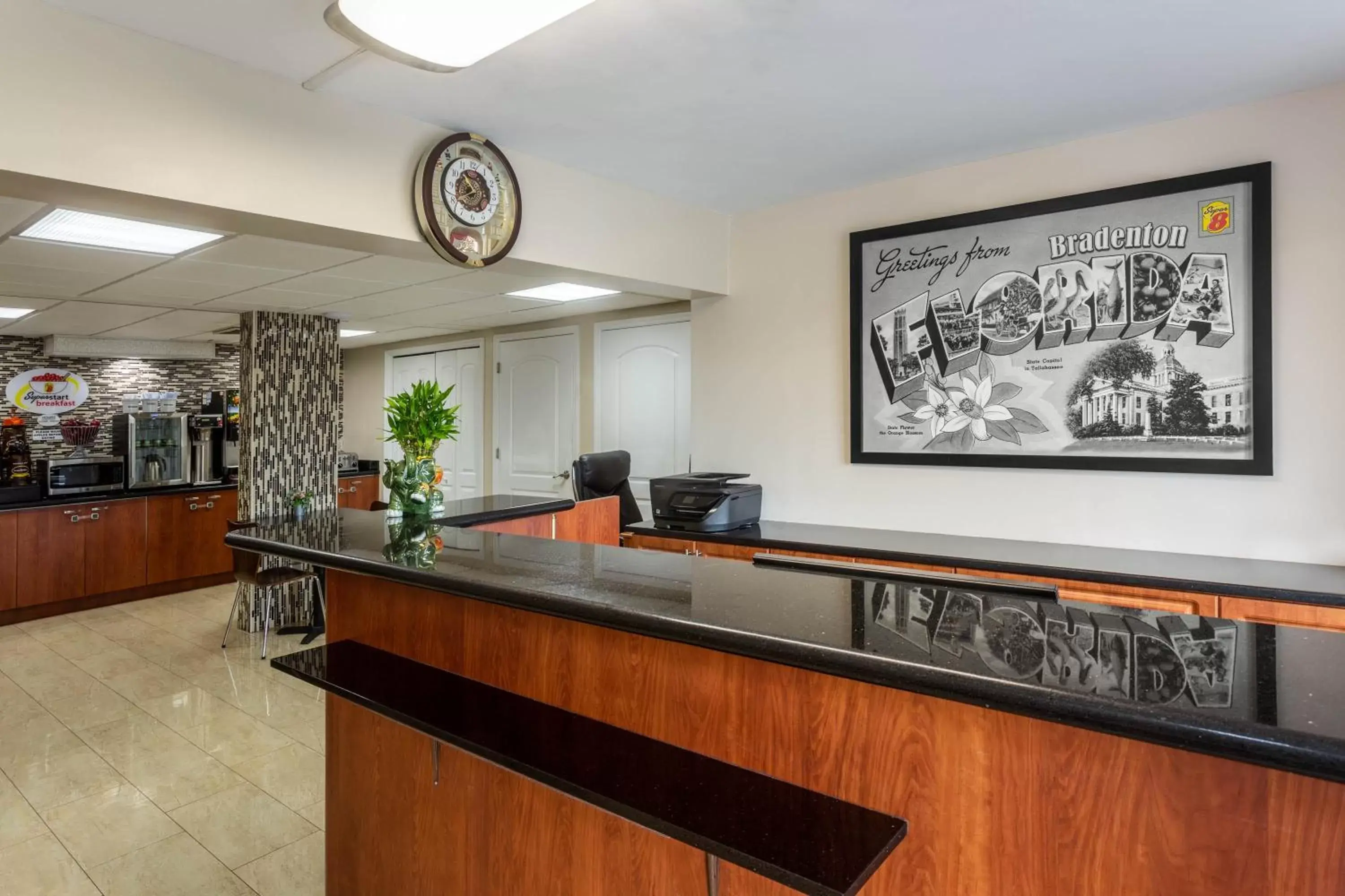 Lobby or reception, Lobby/Reception in Super 8 by Wyndham Bradenton Sarasota Area