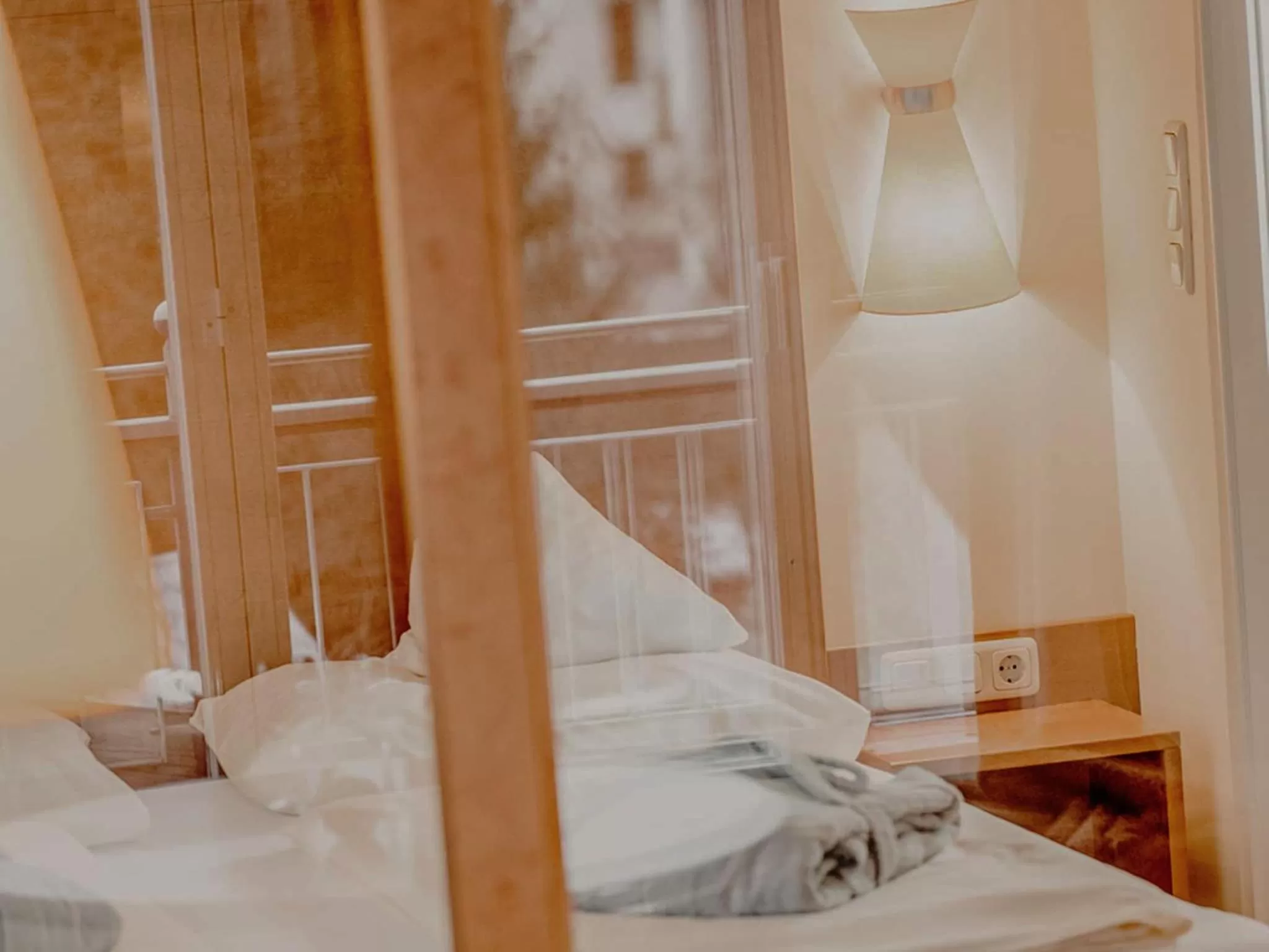 Bedroom, Bed in Sendlhofer's