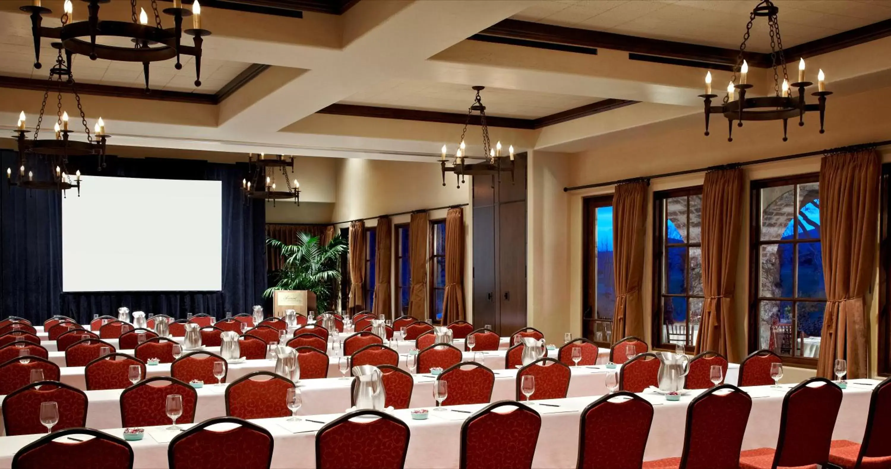 Banquet/Function facilities in Fairmont Sonoma Mission Inn & Spa