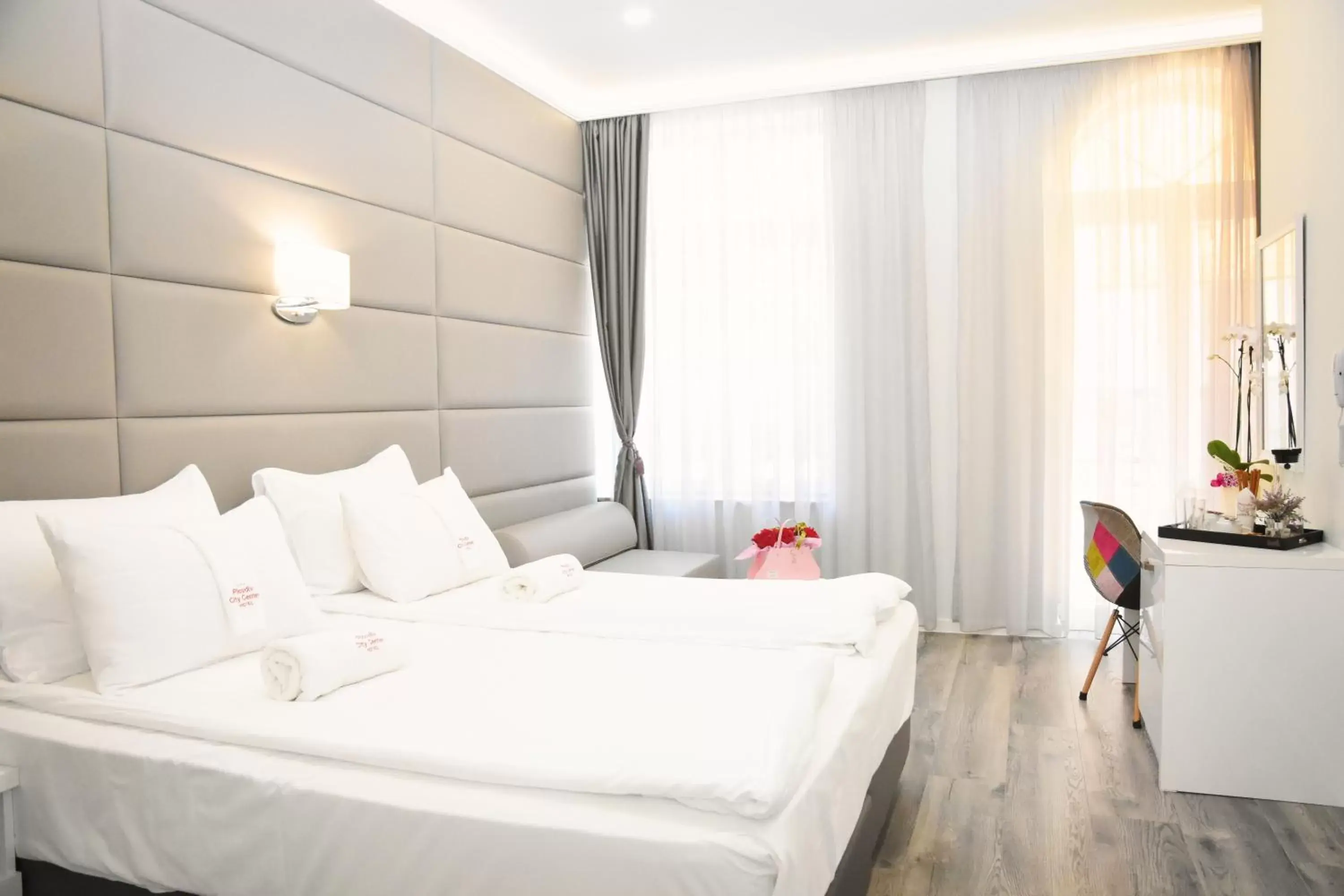 Balcony/Terrace, Bed in Plovdiv City Center Hotel Balcony/Terrace, Bed in Plovdiv City Center Hotel