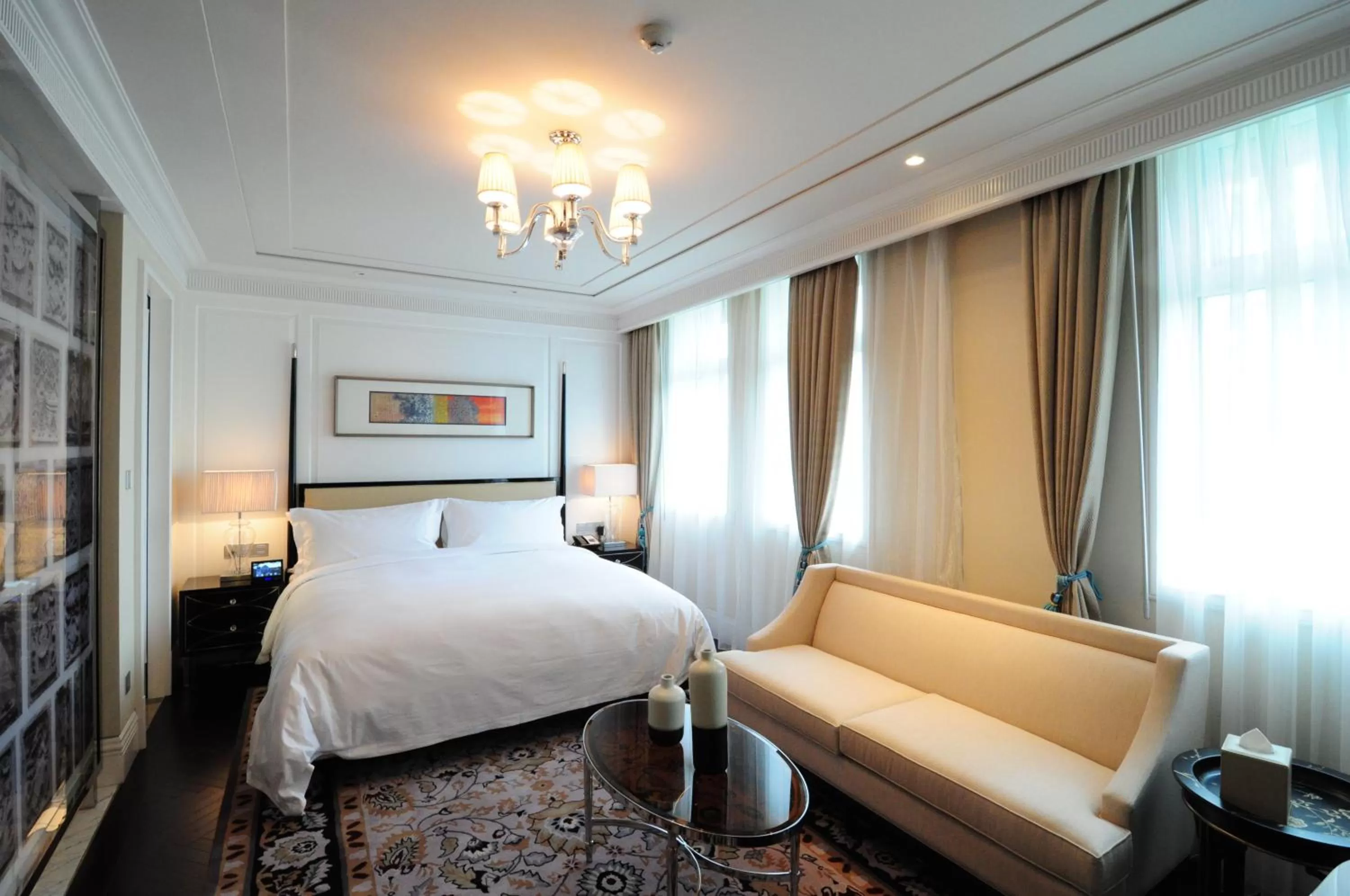 Bedroom, Bed in Sofitel Legend People's Grand Hotel Xi'an