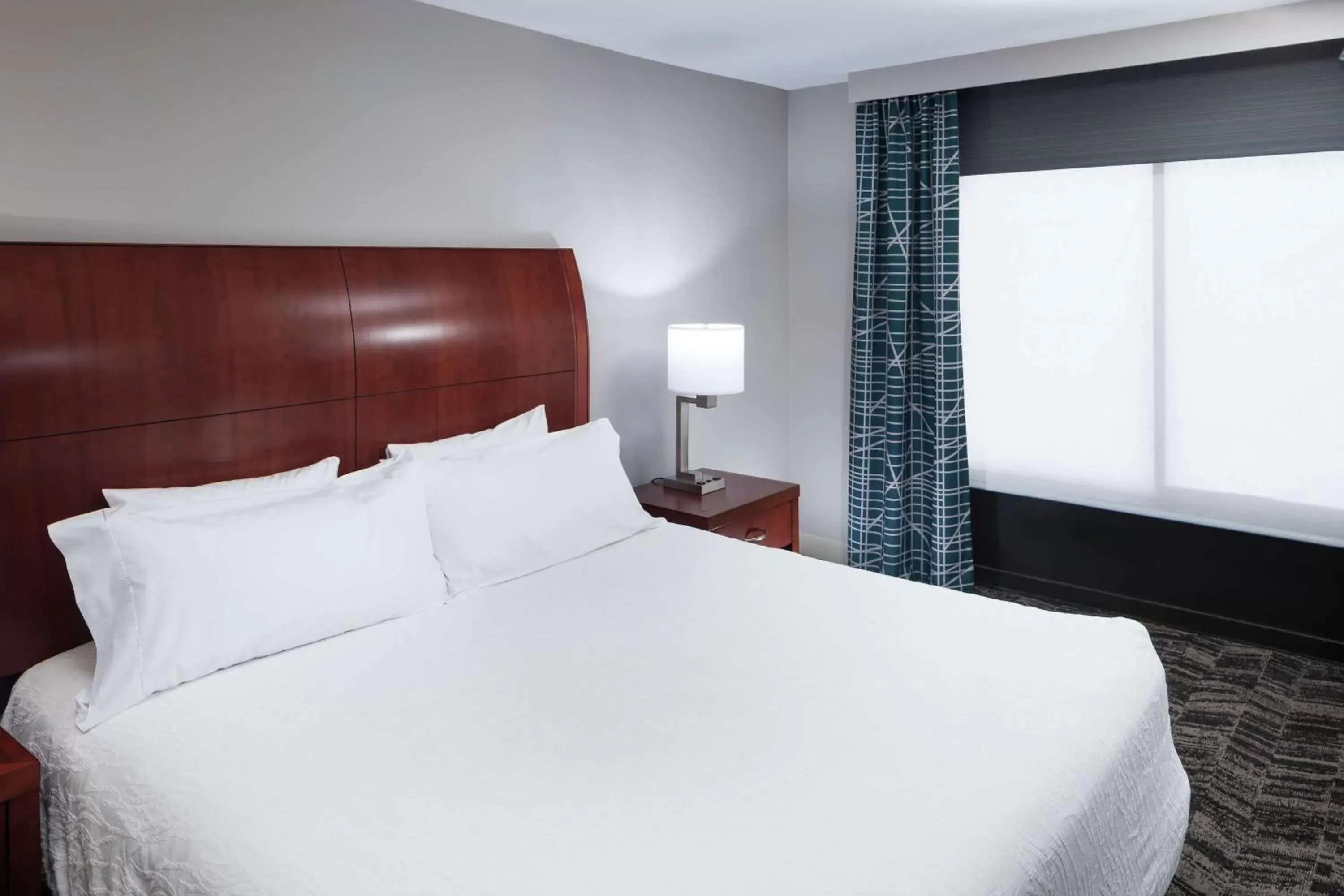 Bed in Hilton Garden Inn Dallas/Allen