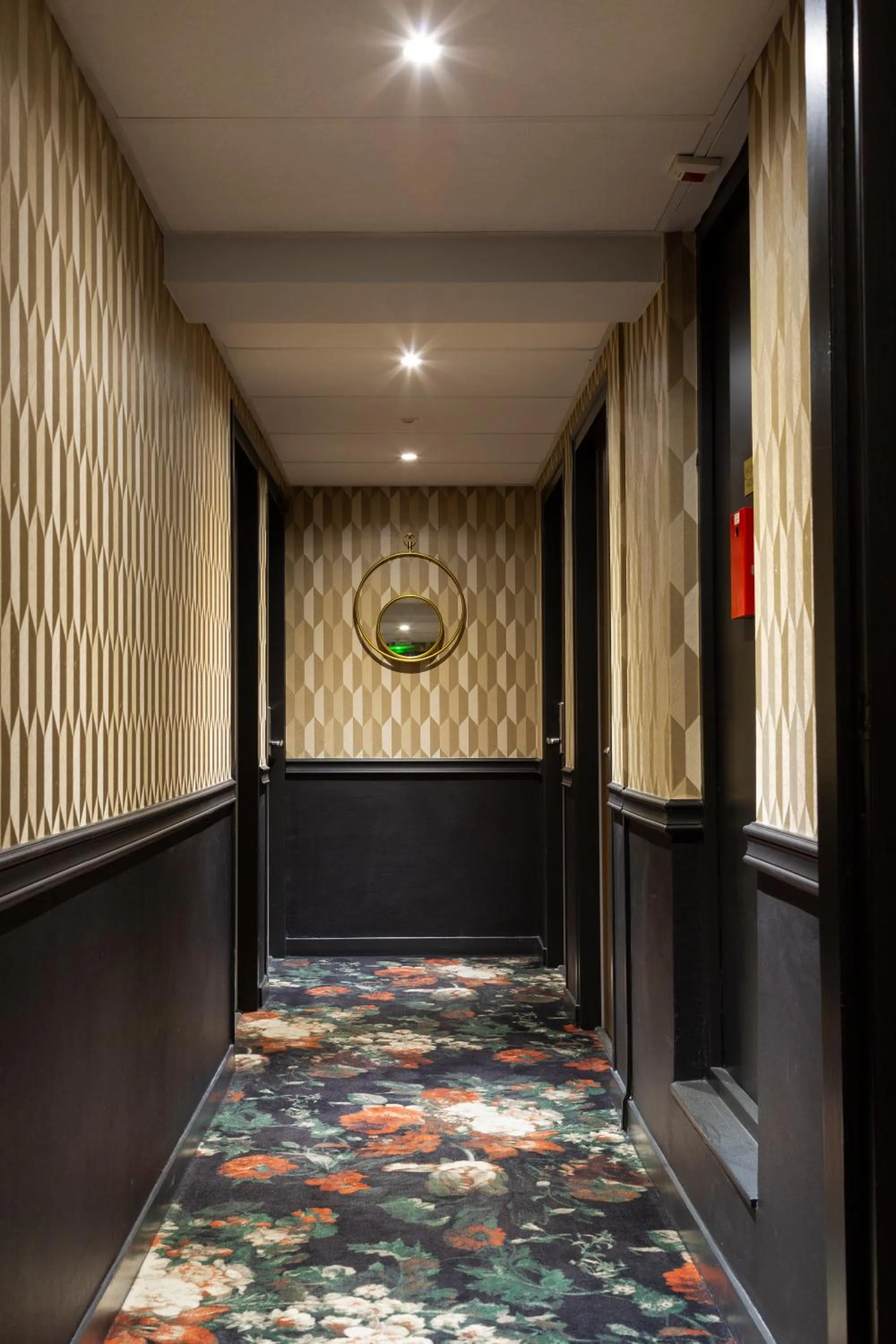 Area and facilities in Hôtel Edmond W Lyon Part-Dieu