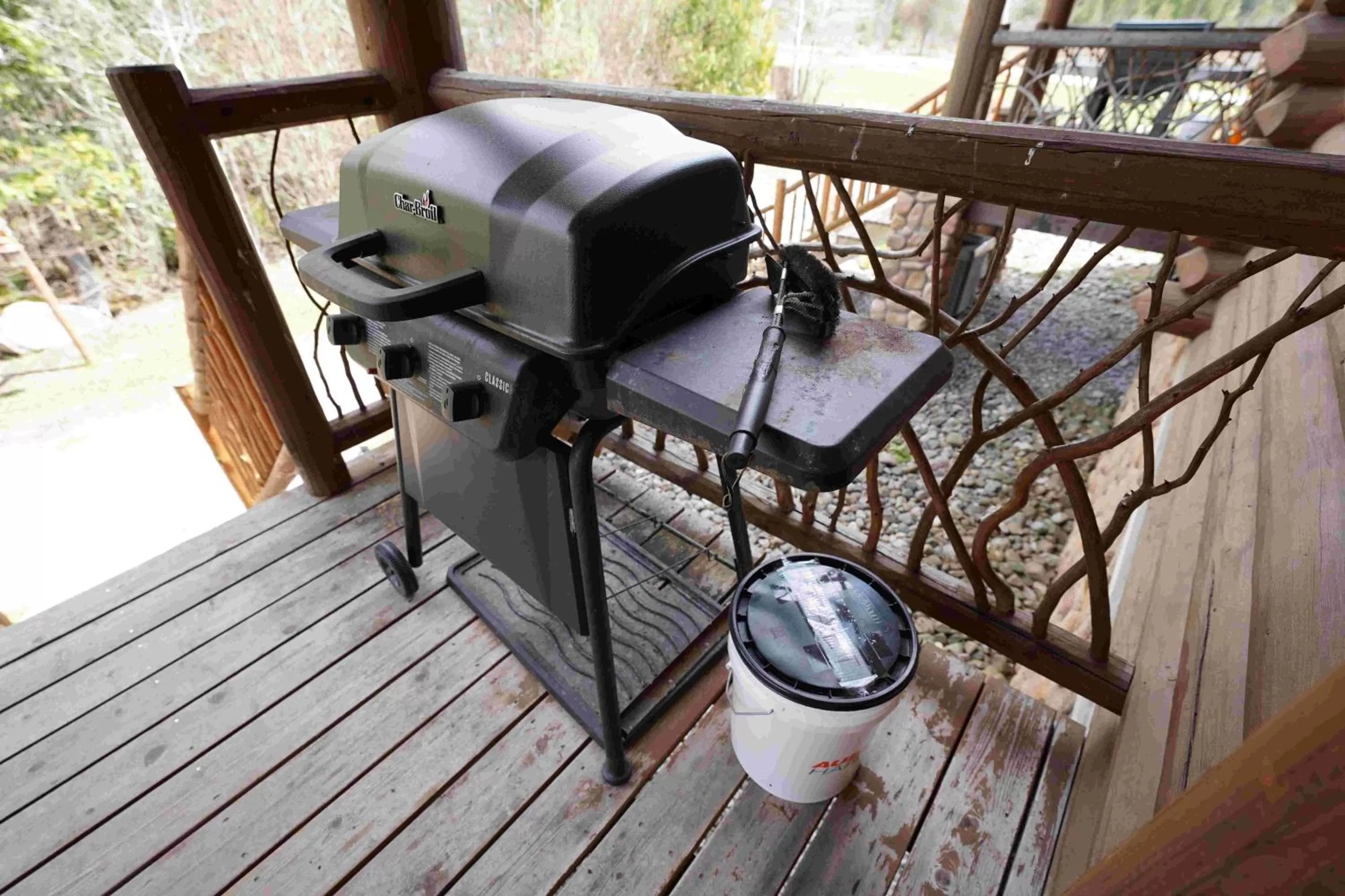 BBQ Facilities in Ampersand Bay Resort