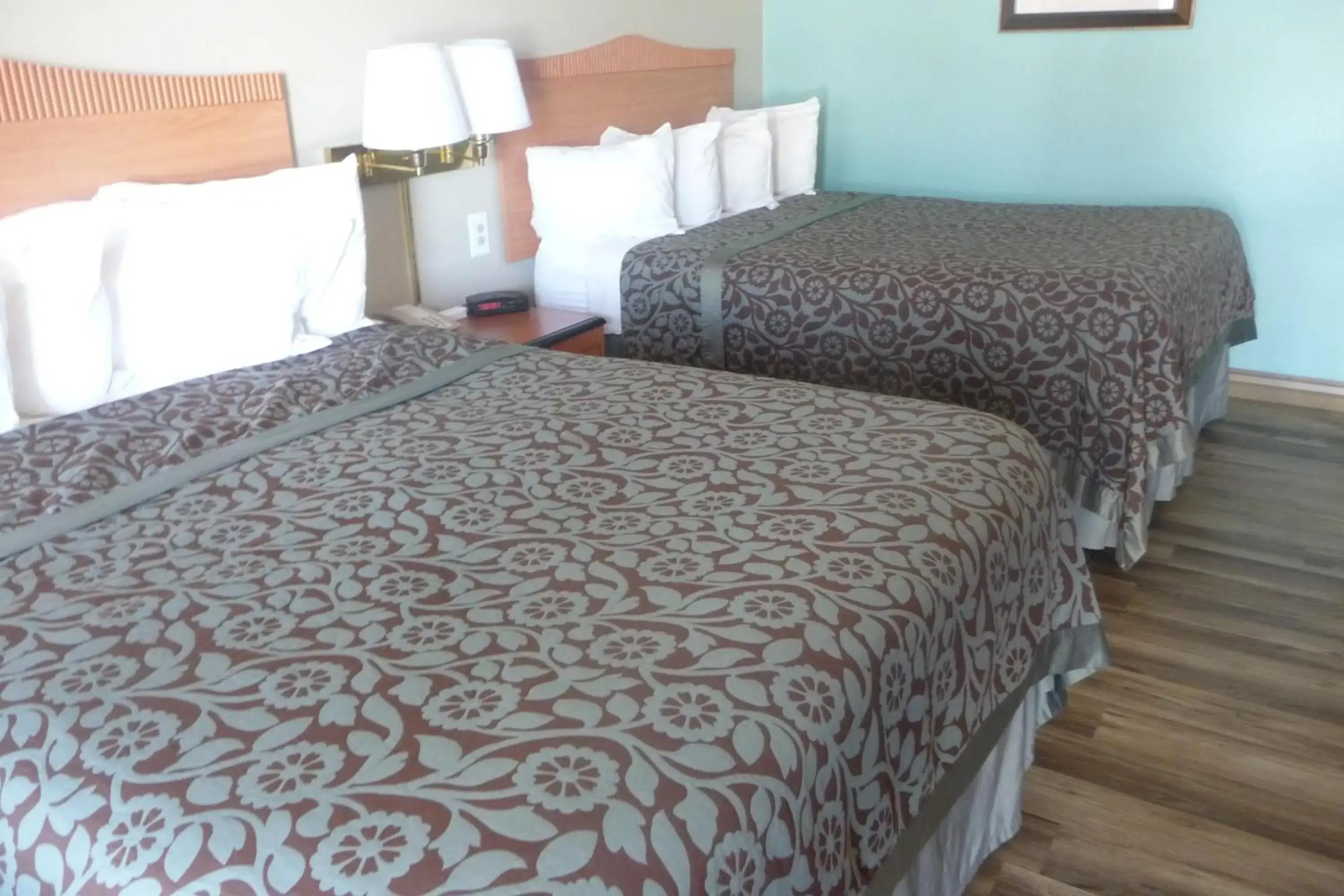 Bed in Sierra Inn