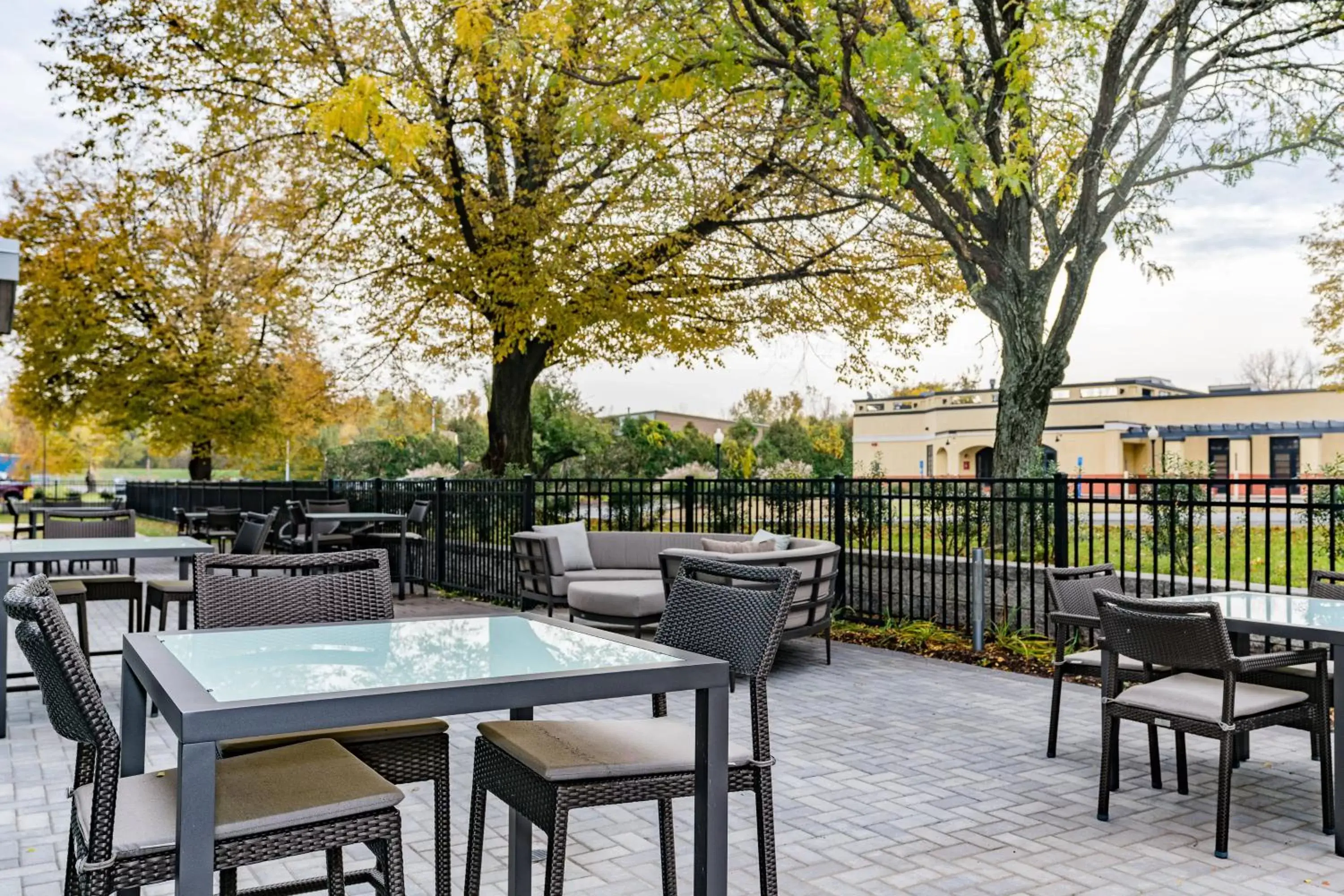 Other, Restaurant/Places to Eat in Courtyard by Marriott West Springfield