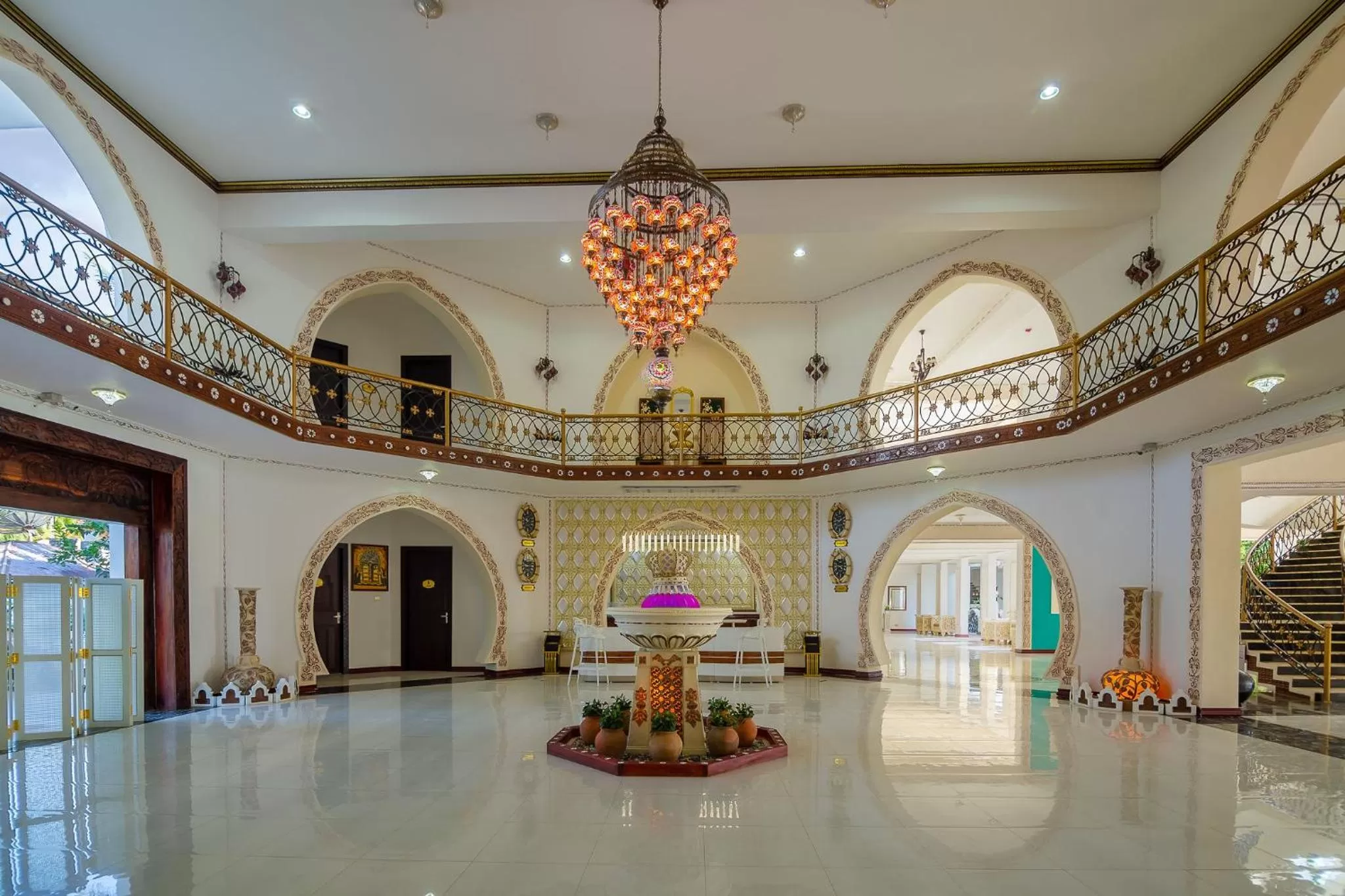 Lobby or reception in Madinat Al Bahr Business & Spa Hotel