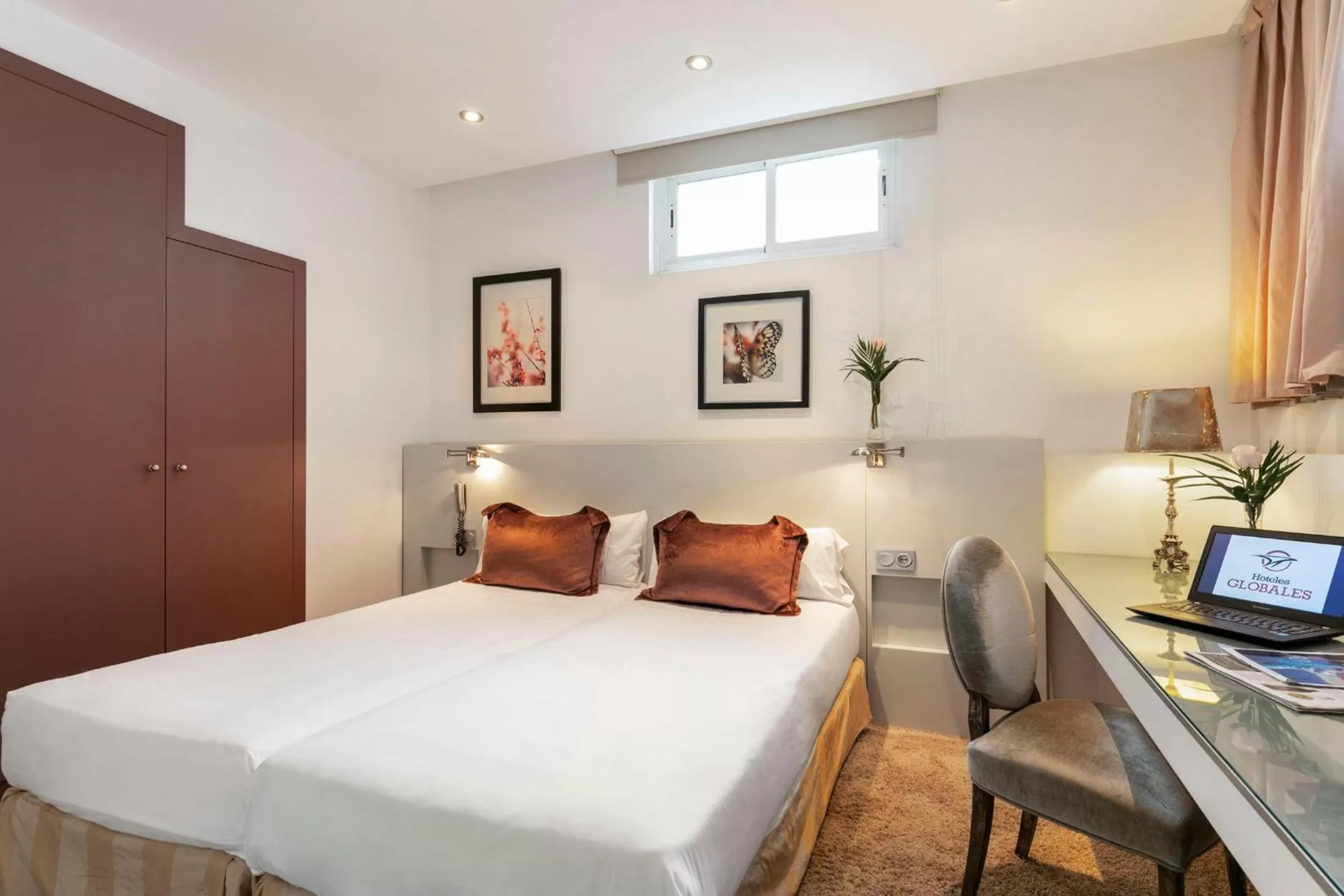 Bed in Globales Acis y Galatea