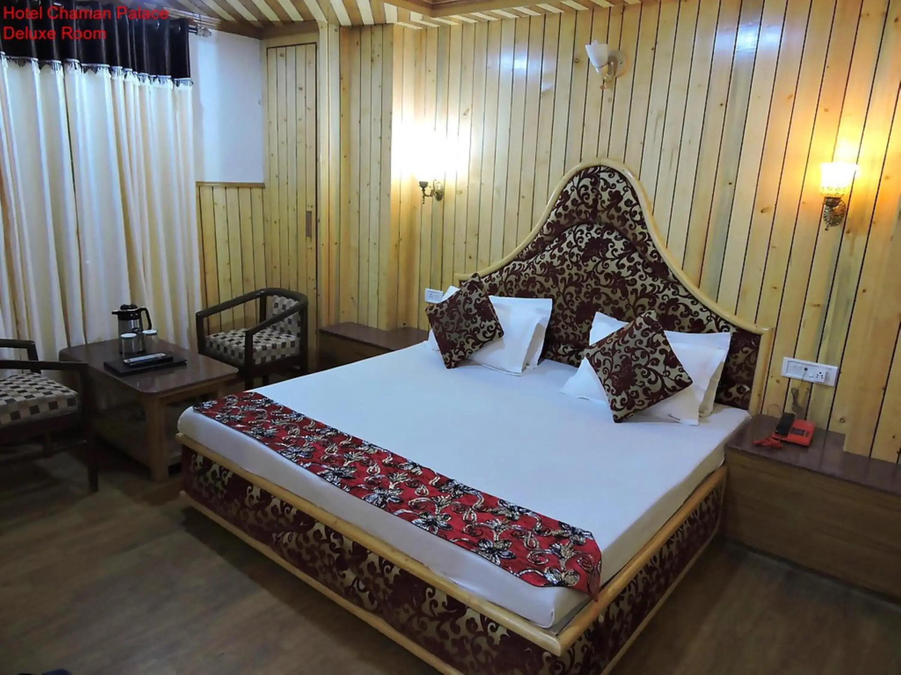 Photo of the whole room, Bed in Hotel Chaman Palace