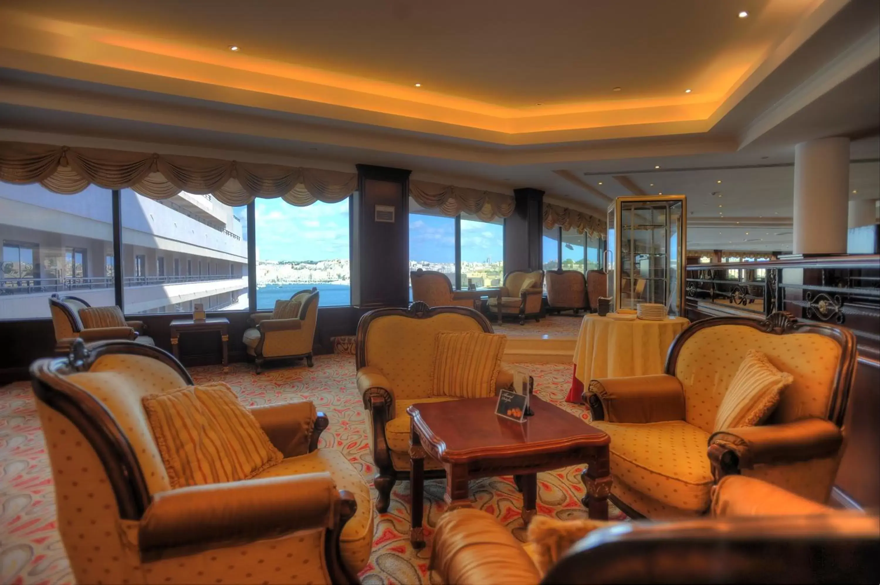 Lounge or bar in Grand Hotel Excelsior