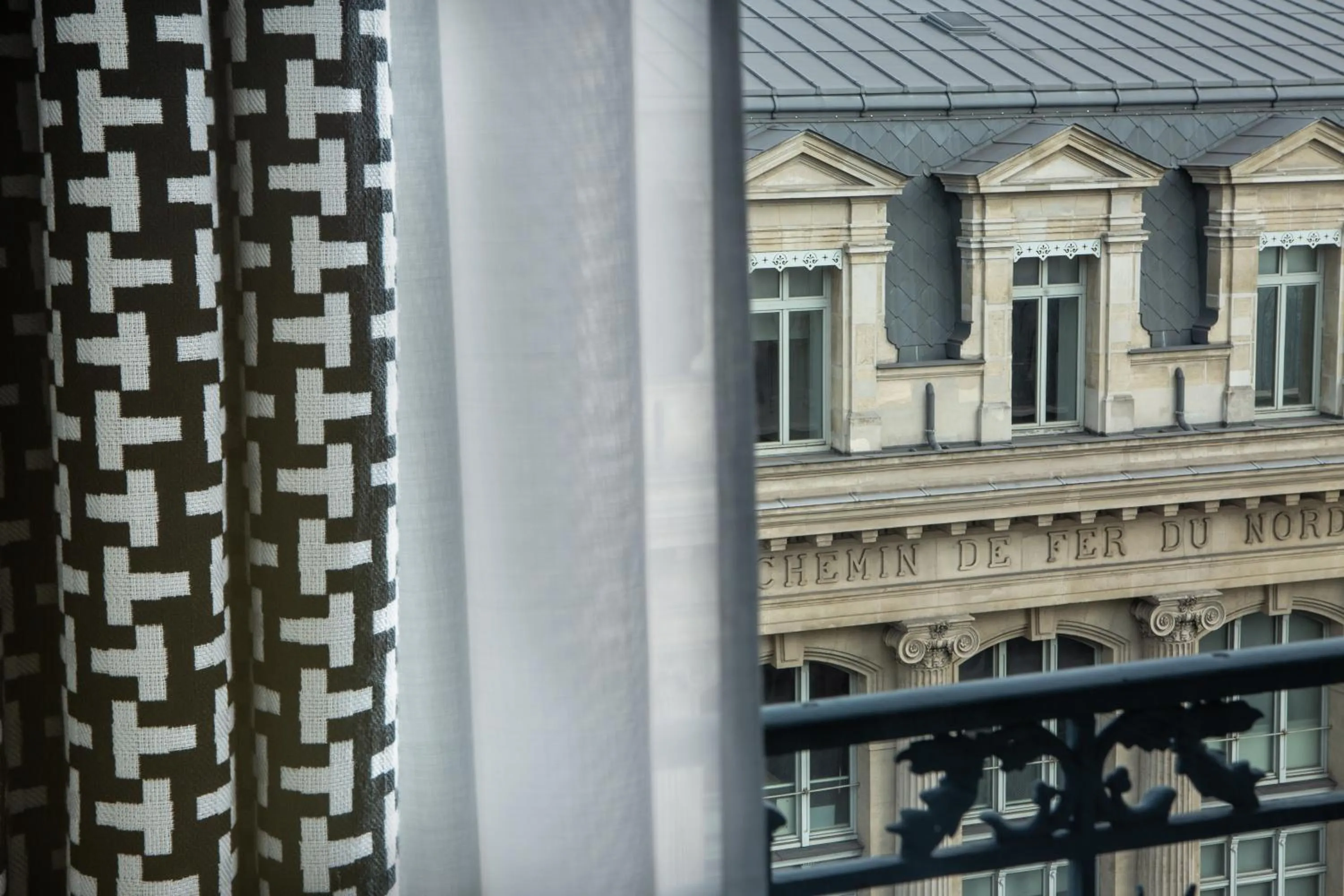 Day in ibis Styles Paris Gare du Nord TGV