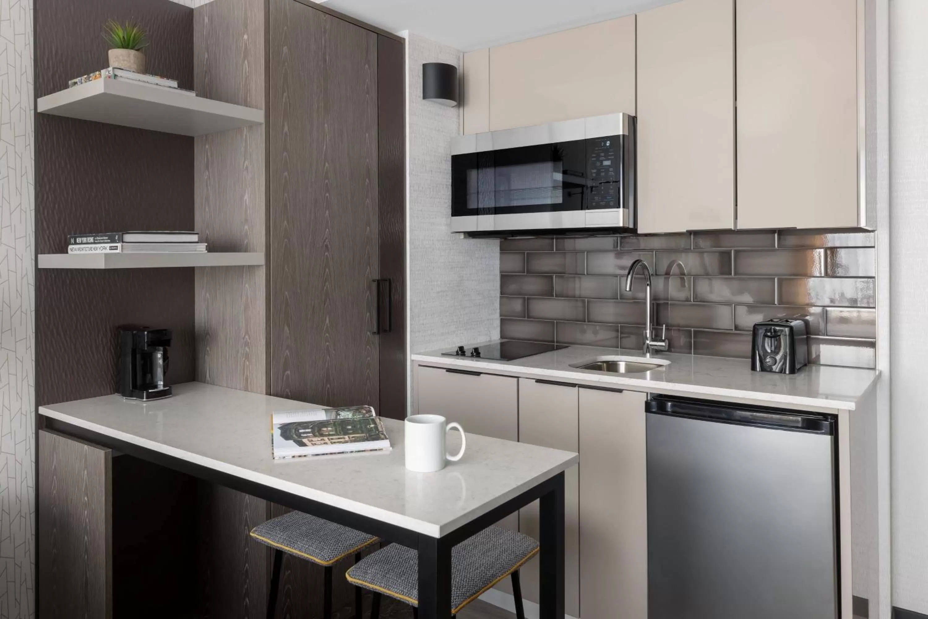 Kitchen or kitchenette in TownePlace Suites by Marriott New York Manhattan/Chelsea