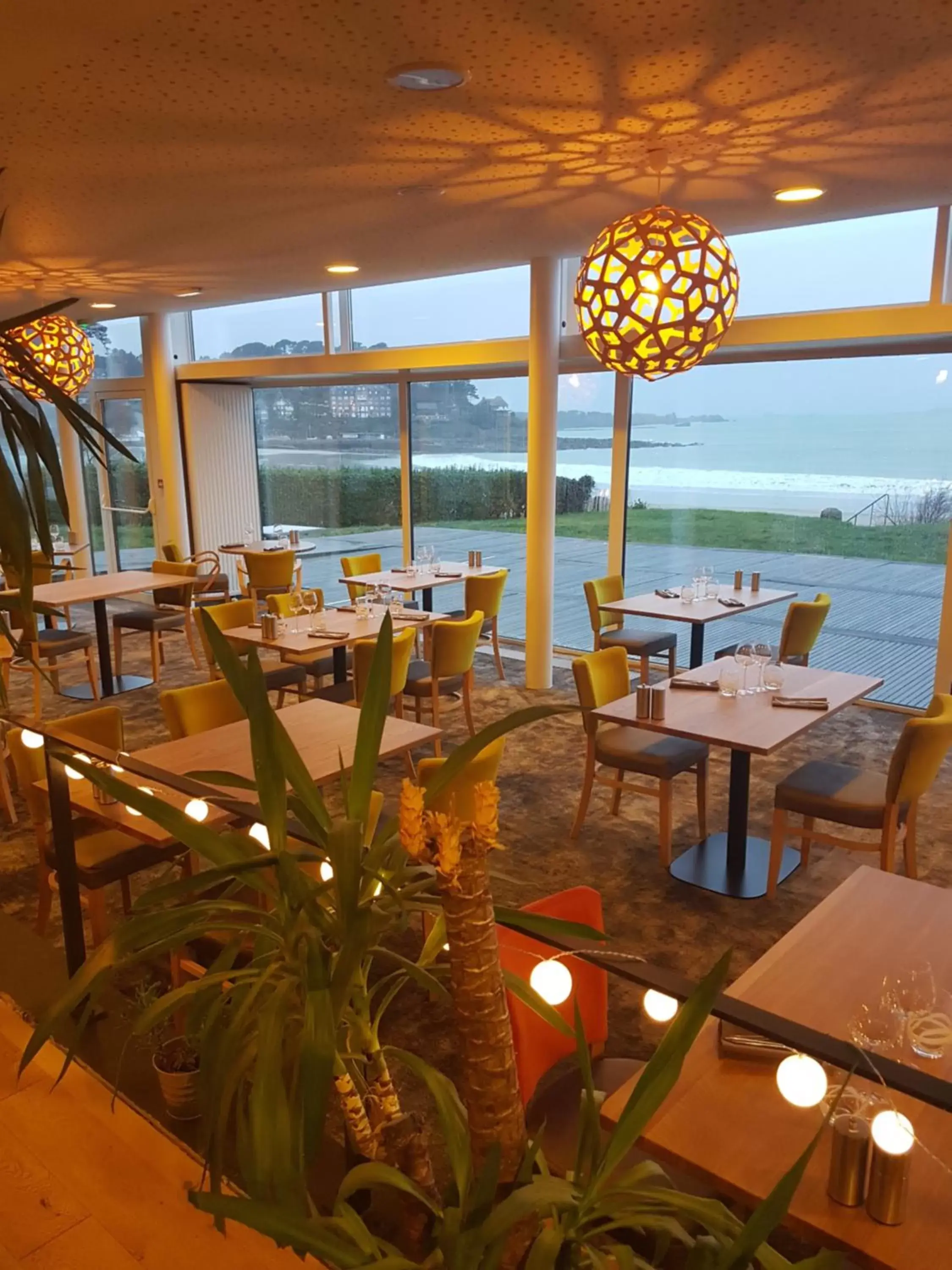 Restaurant/places to eat in Logis Hôtel Ker Mor Restaurant/places to eat in Logis Hôtel Ker Mor