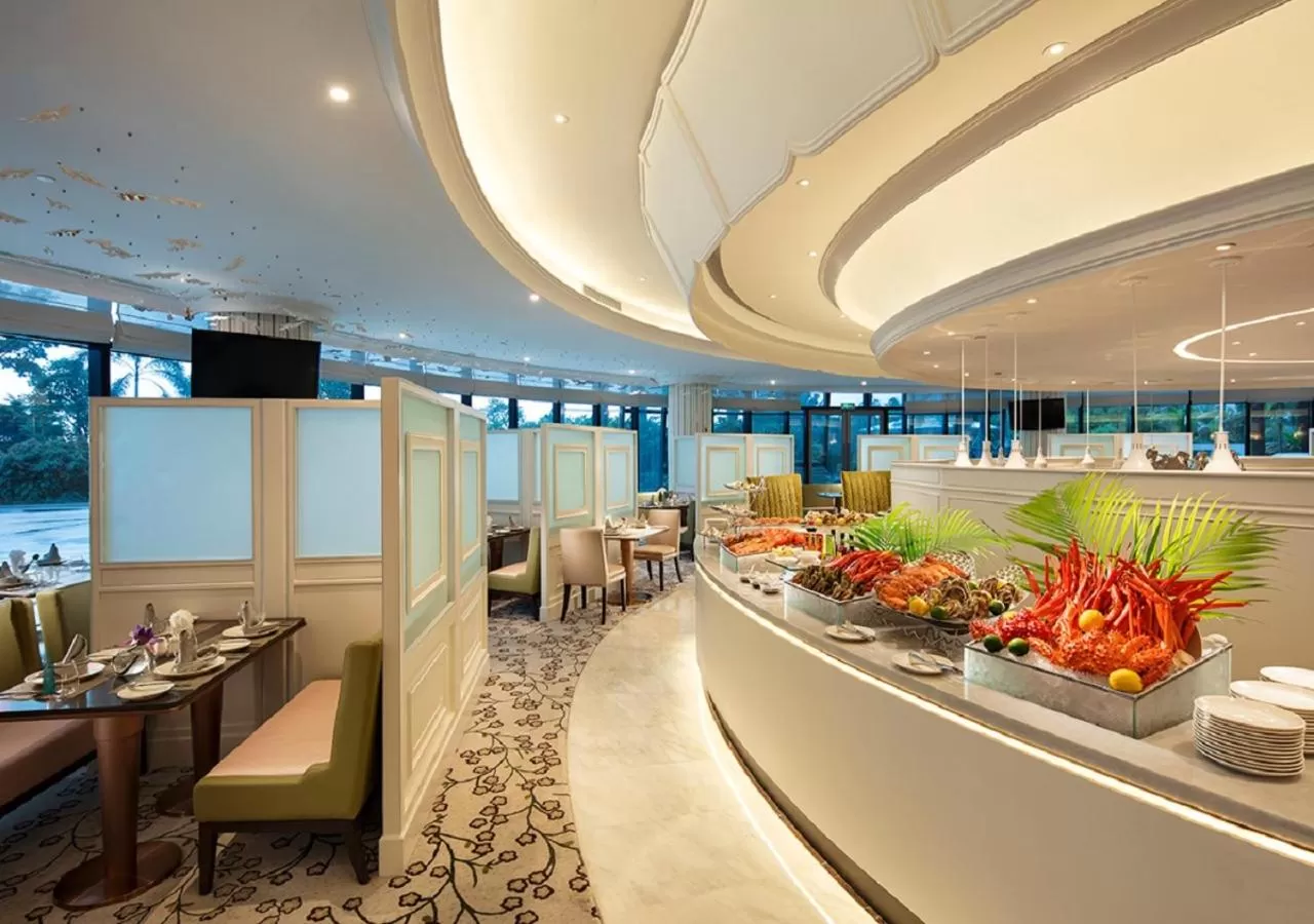 Restaurant/places to eat in Grand Bay Hotel Zhuhai