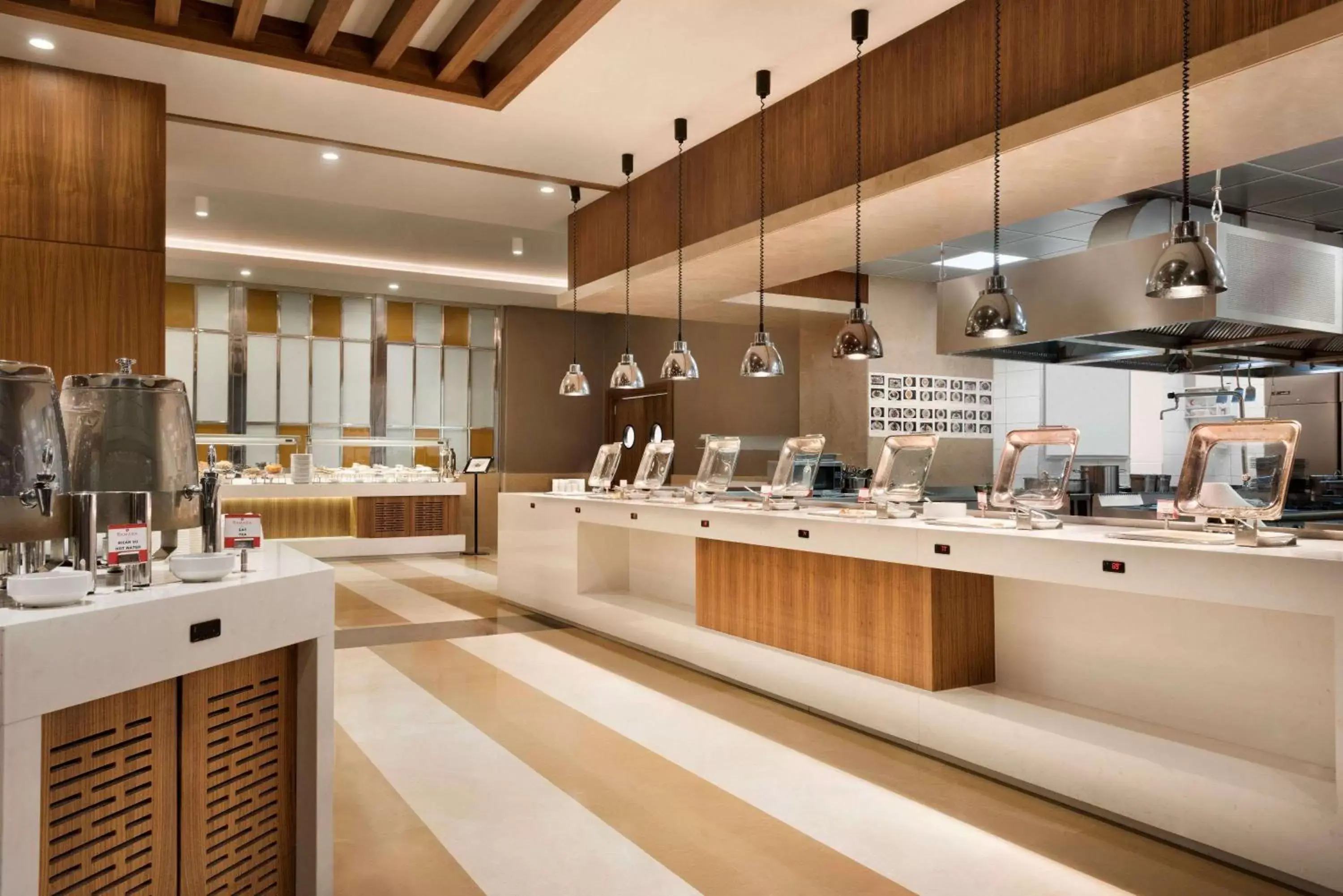 Restaurant/places to eat in Ramada Plaza By Wyndham Konya Restaurant/places to eat in Ramada Plaza By Wyndham Konya