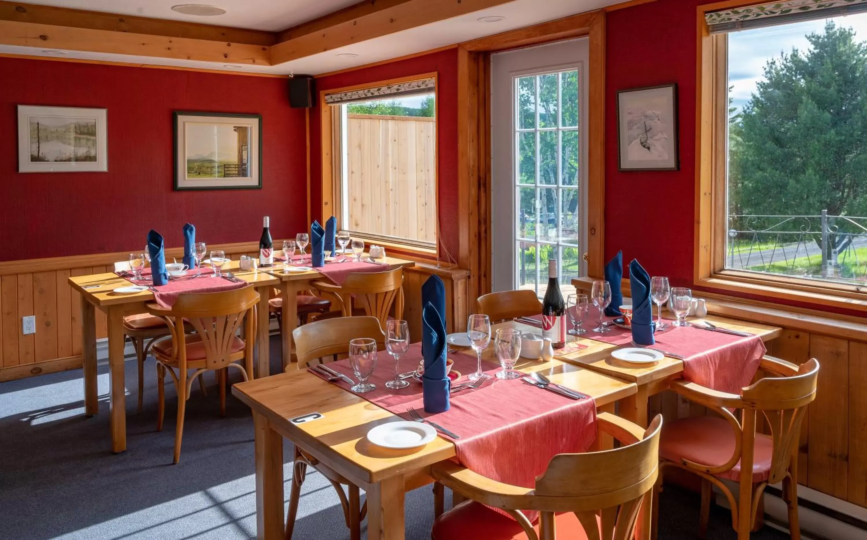 Restaurant/Places to Eat in Auberge le Relais des Hautes Gorges