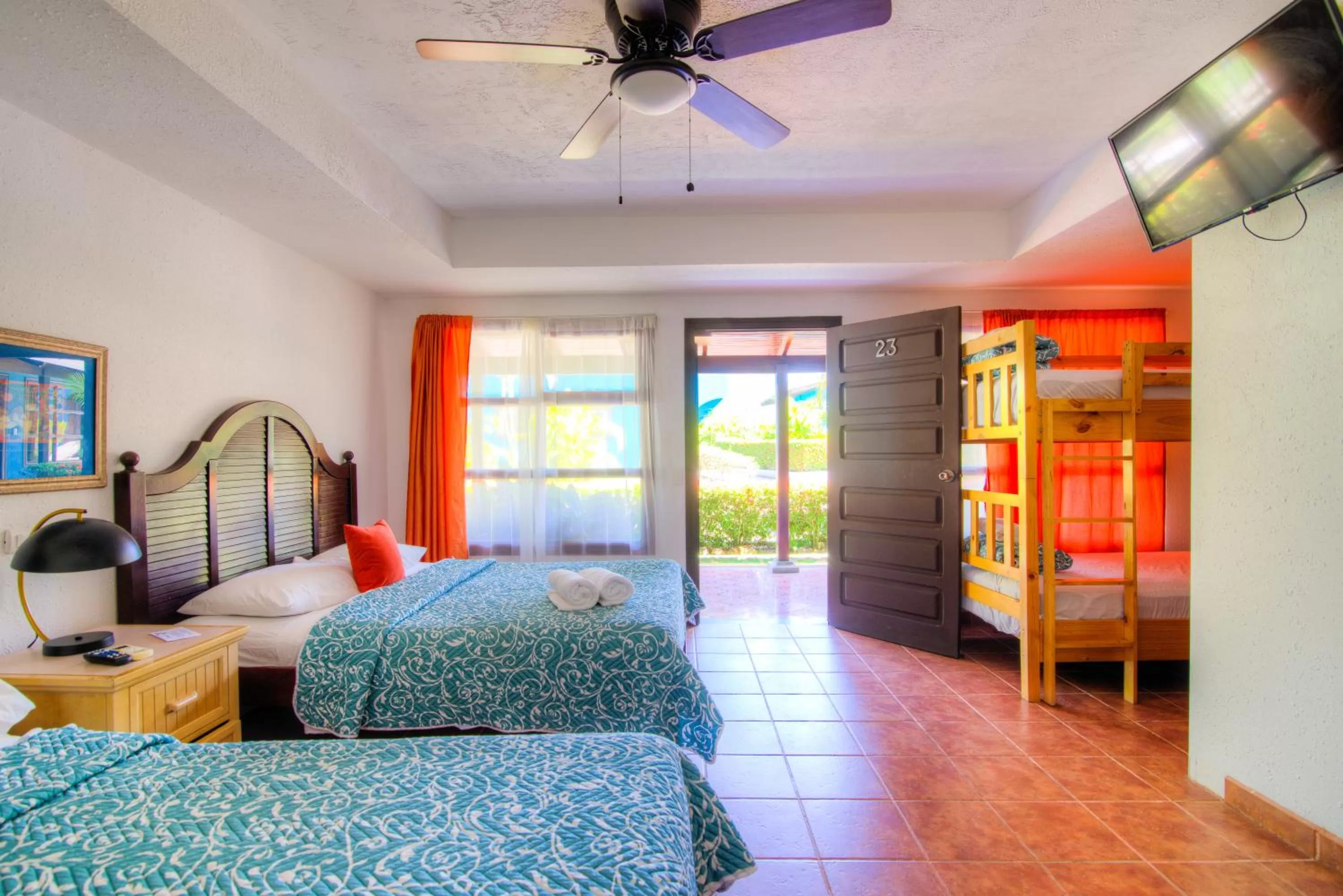 Bed in Beach Break Resort