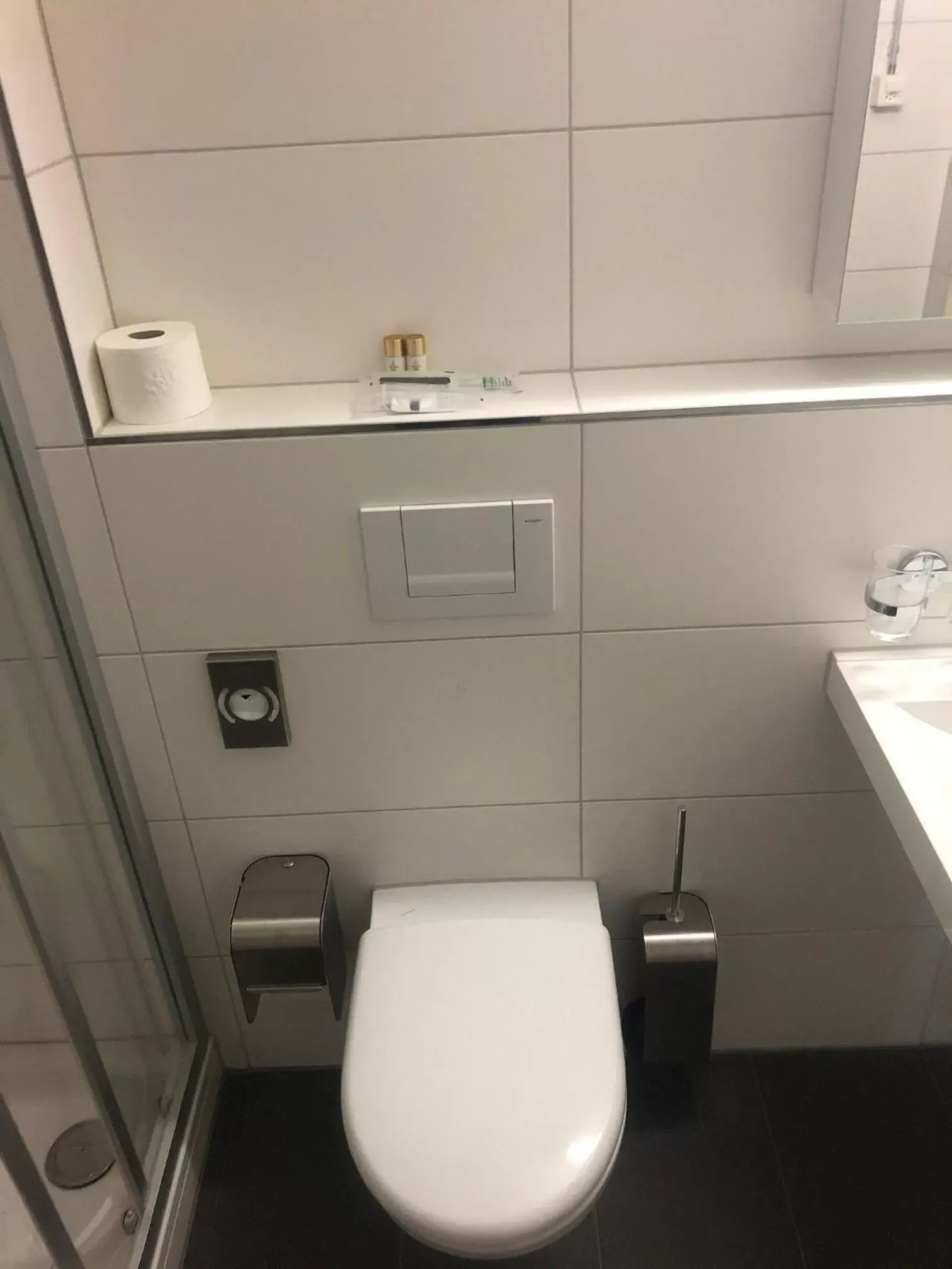 Bathroom in Hotel Tissot Velodrome