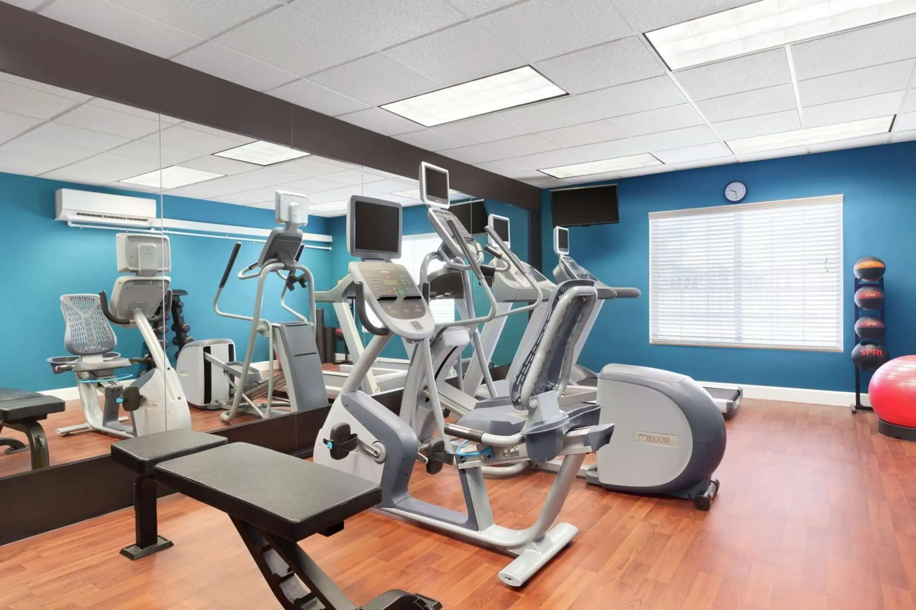 Fitness centre/facilities, Fitness Center/Facilities in Homewood Suites by Hilton - Oakland Waterfront
