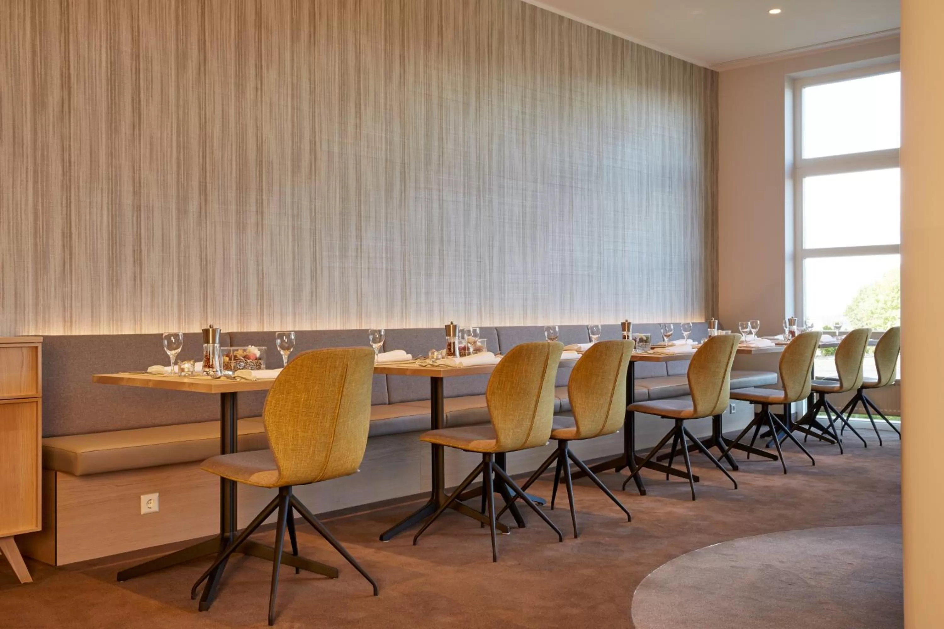 Restaurant/places to eat in H+ Hotel Limes Thermen Aalen