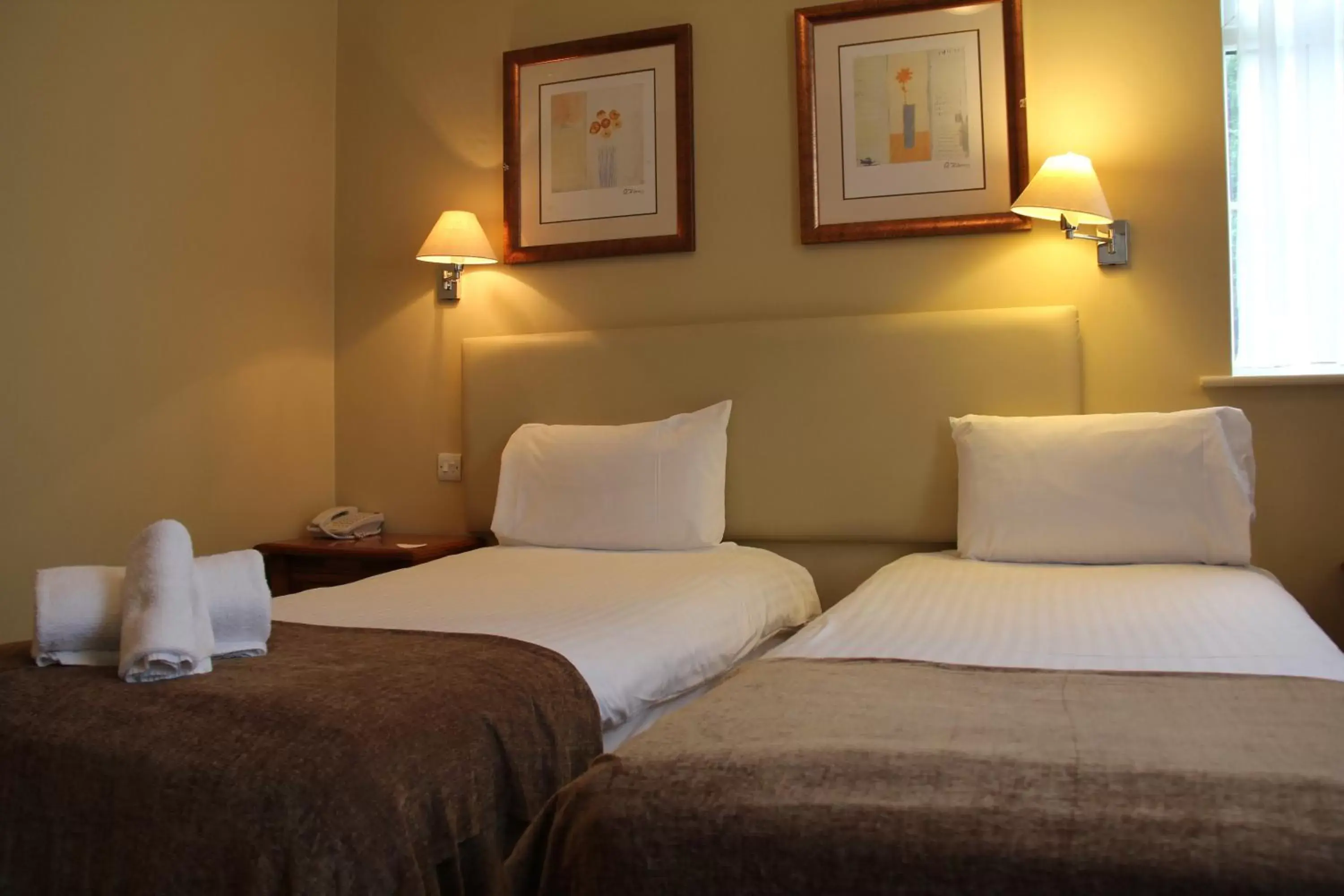 Bedroom, Bed in The Oriel Hotel