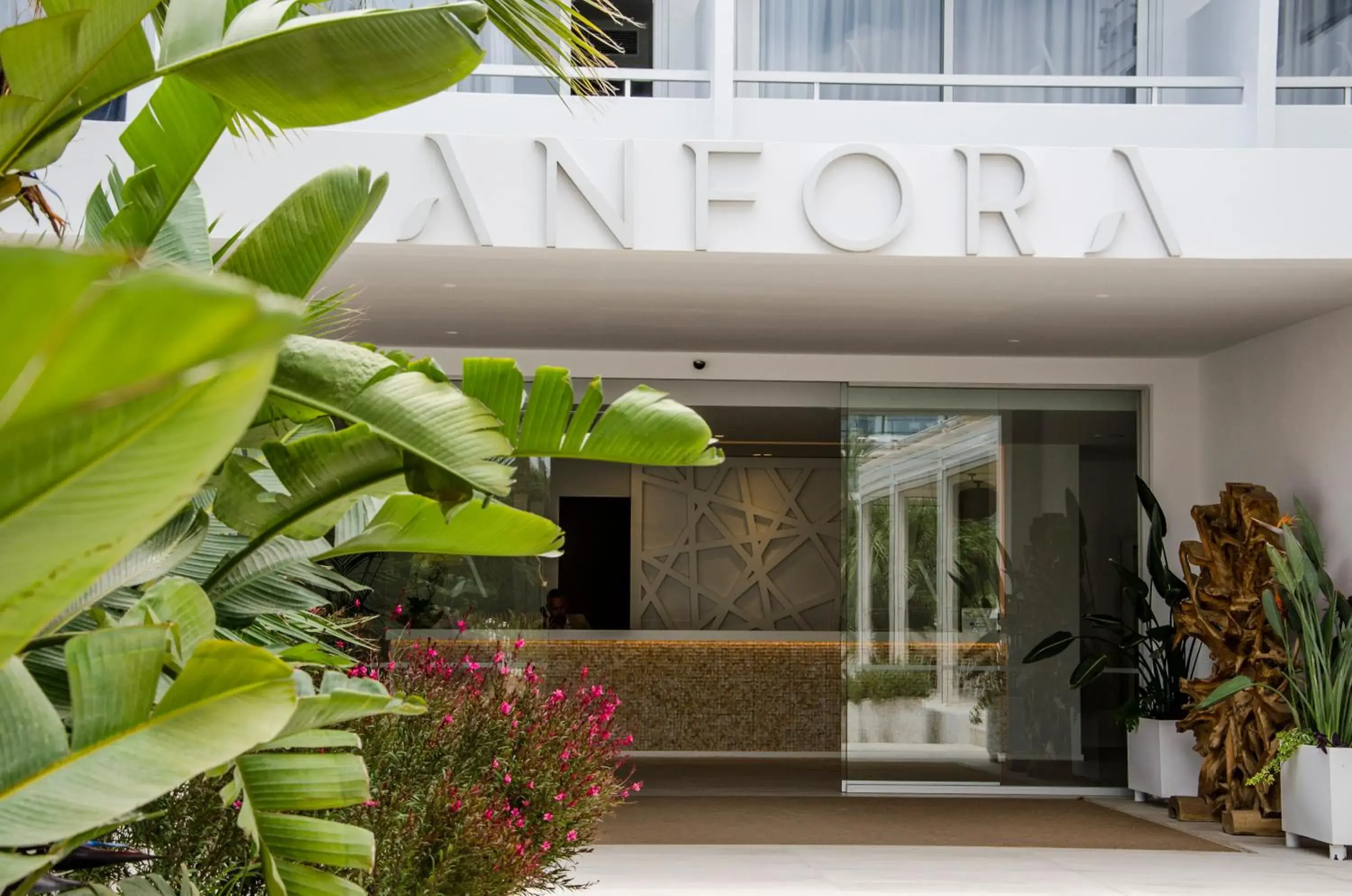 Facade/entrance in Hotel Anfora Ibiza