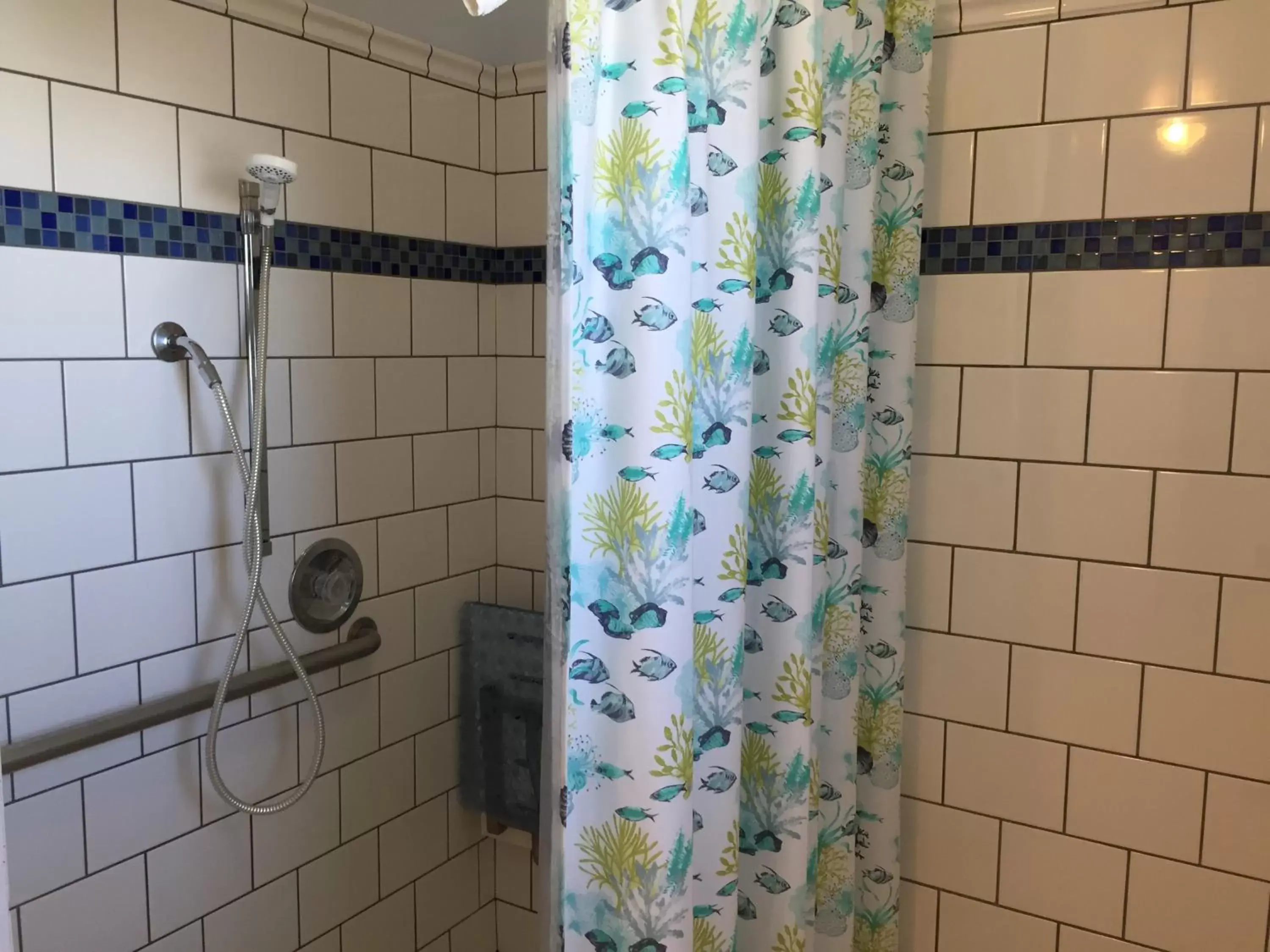 Bathroom in Beach Bungalow Inn and Suites