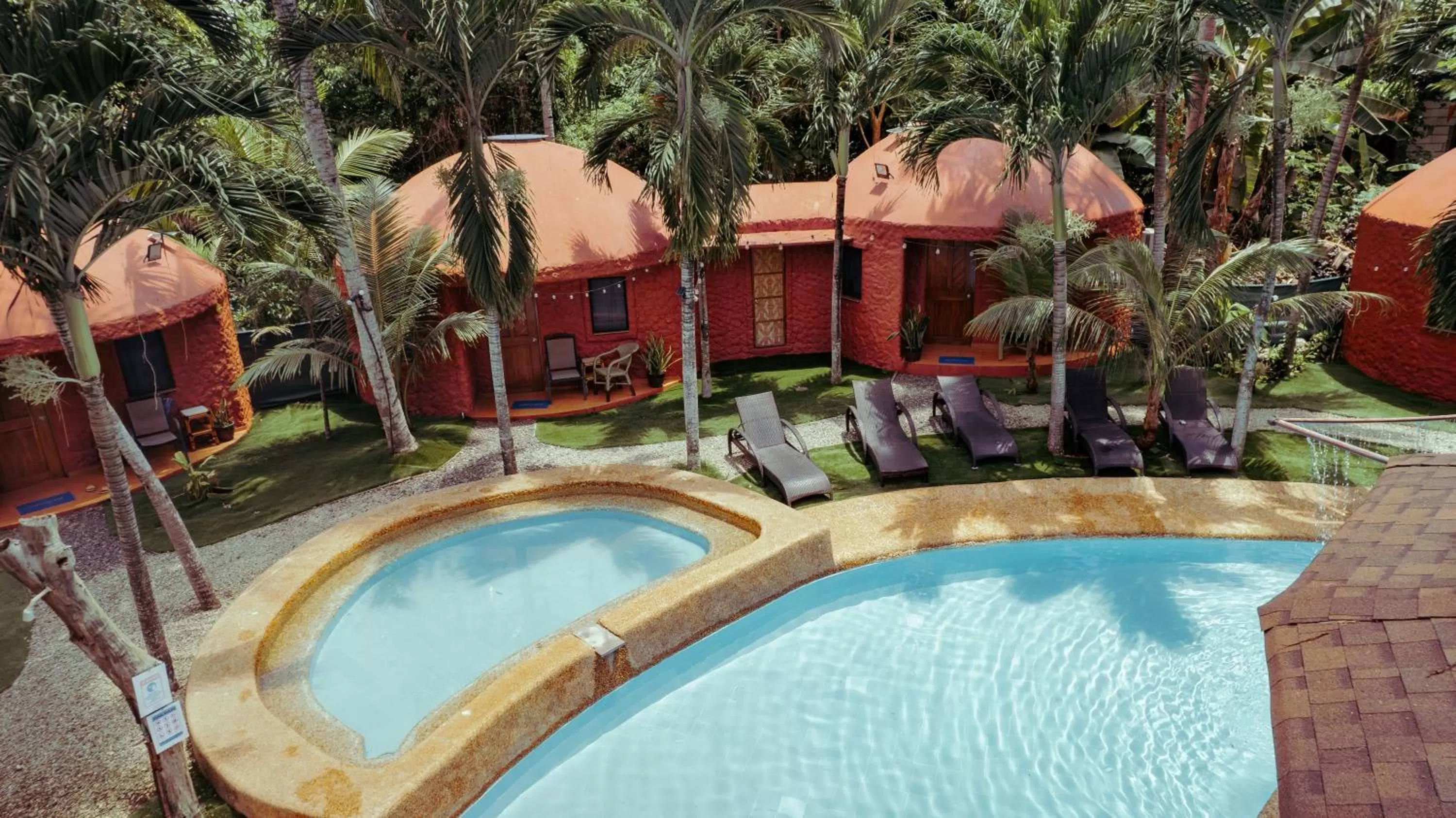 Panglao Chocolate Hills Hostel