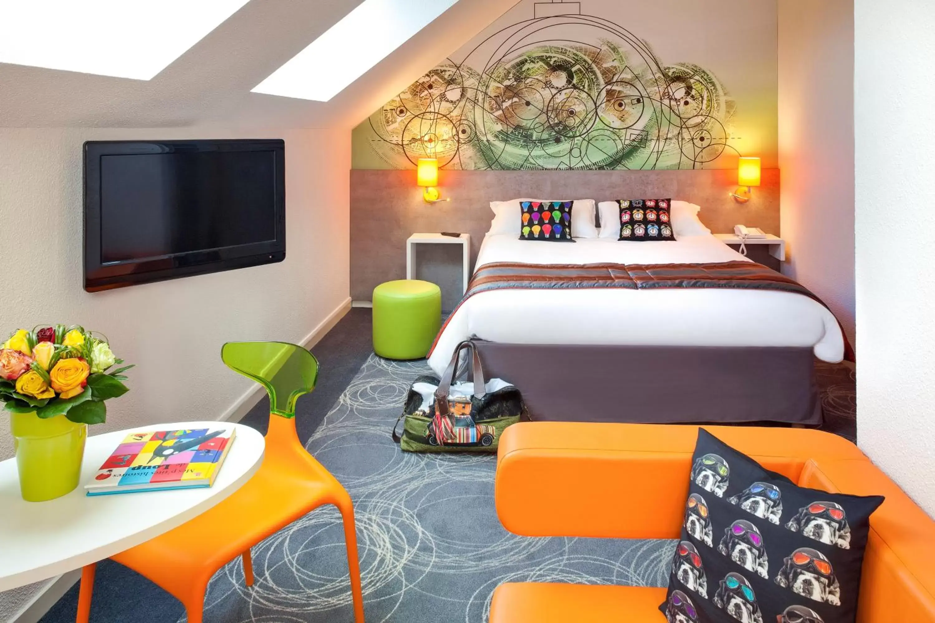 Photo of the whole room in ibis Styles Clermont-Ferrand Aéroport