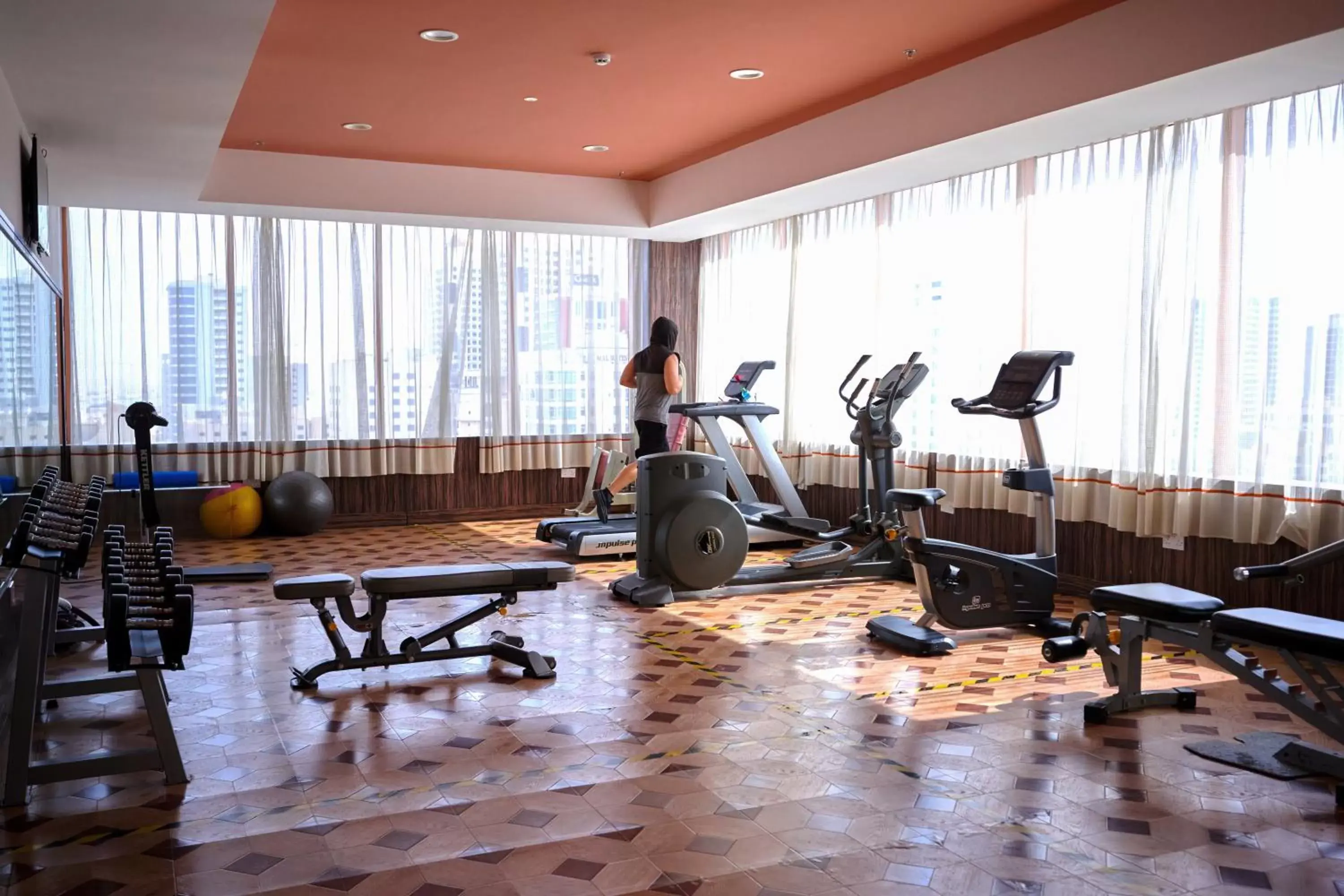 People, Fitness Center/Facilities in Arman Hotel Juffair Mall