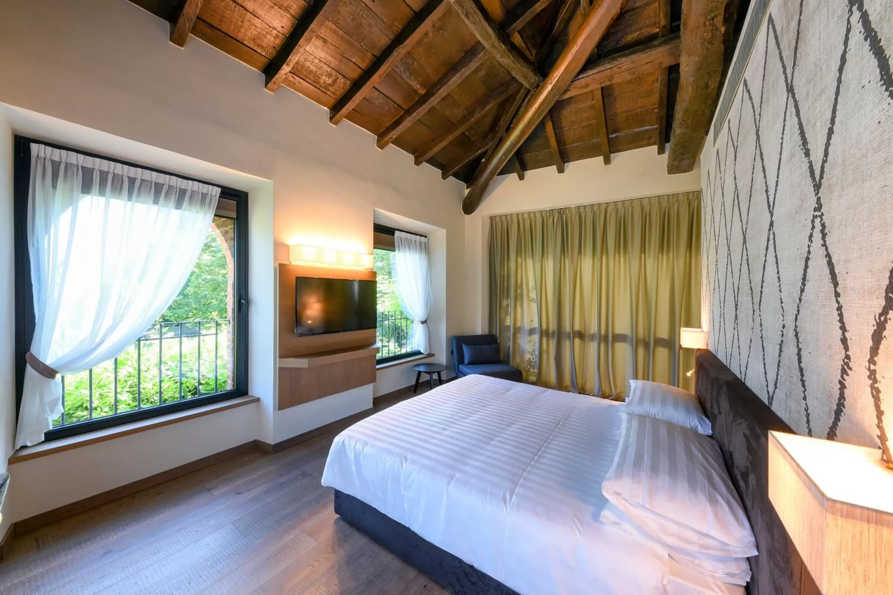 Bedroom, Bed in Relais Castello Di Casiglio
