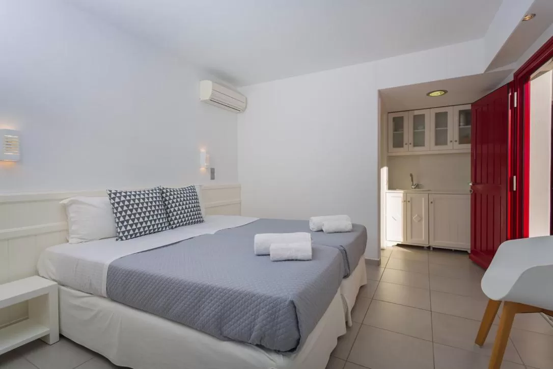 Bed in Katerina mare