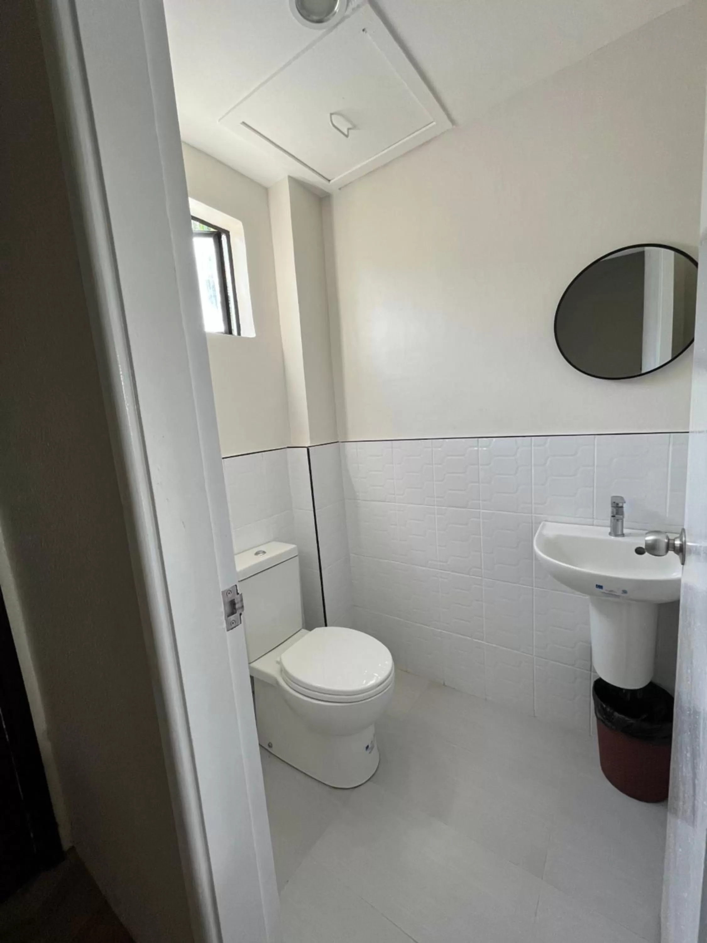 Toilet in Red Knight Gardens