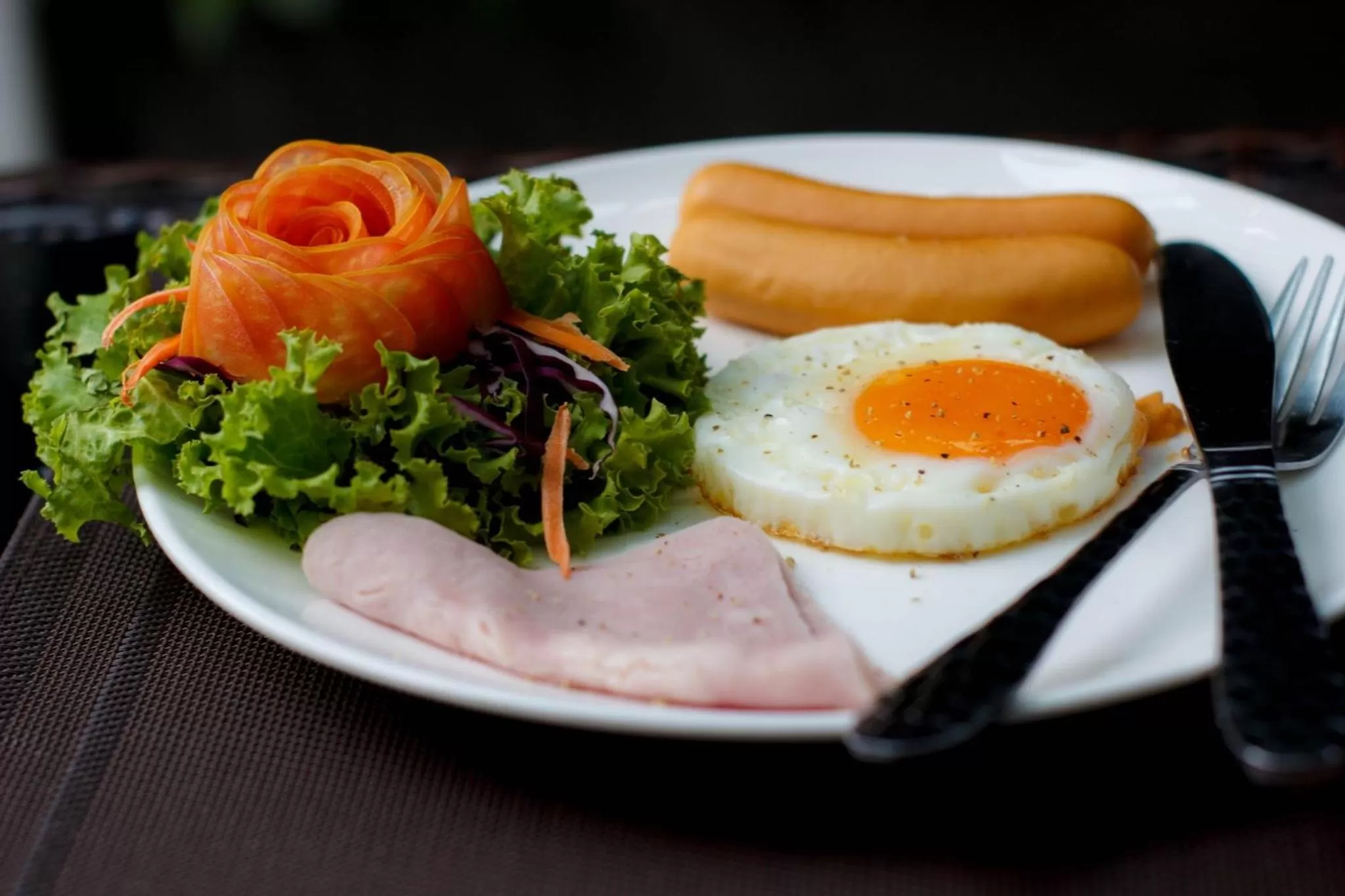 Food in Hope Land Hotel Sukhumvit 8