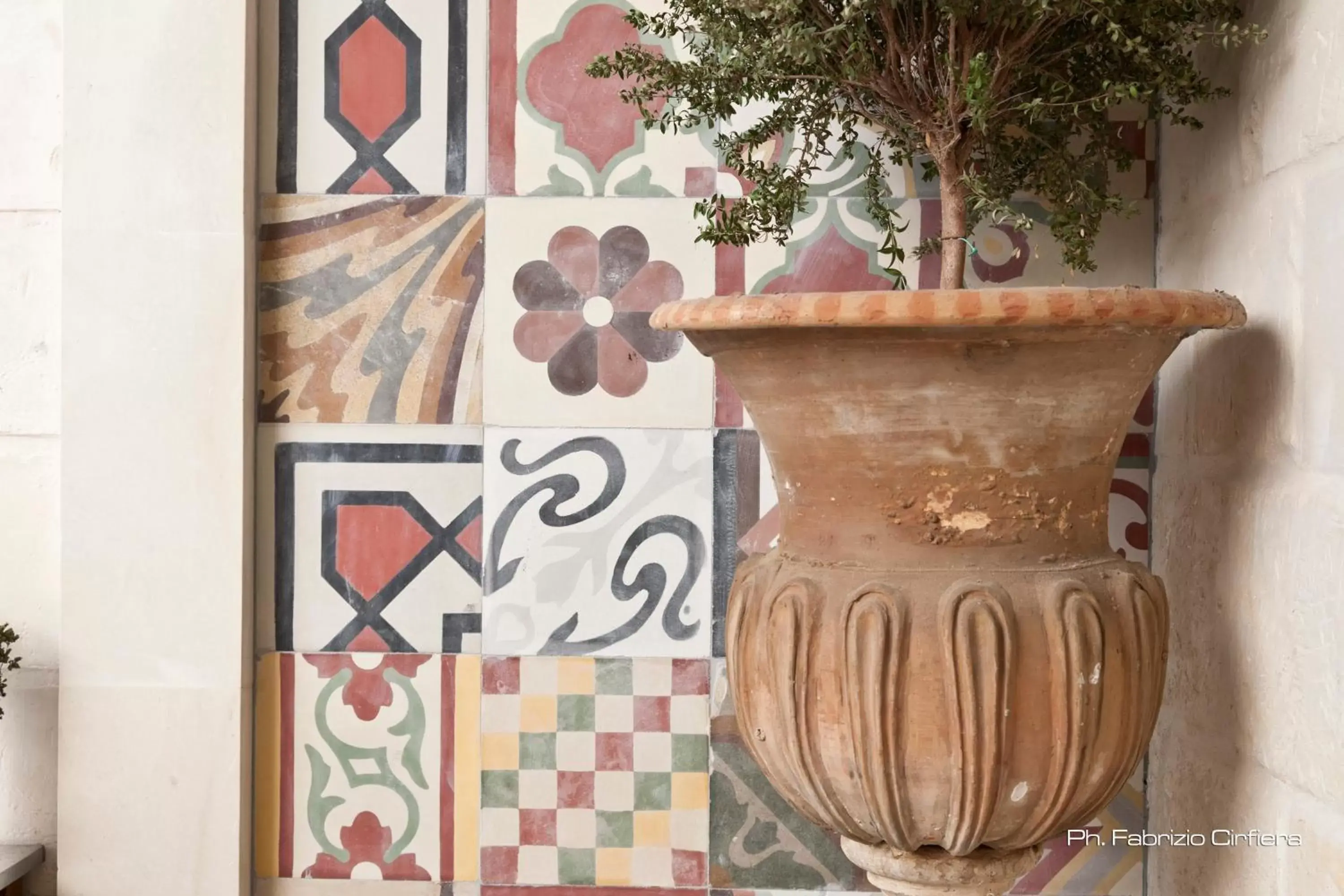 Decorative detail in Palazzo Dei Dondoli