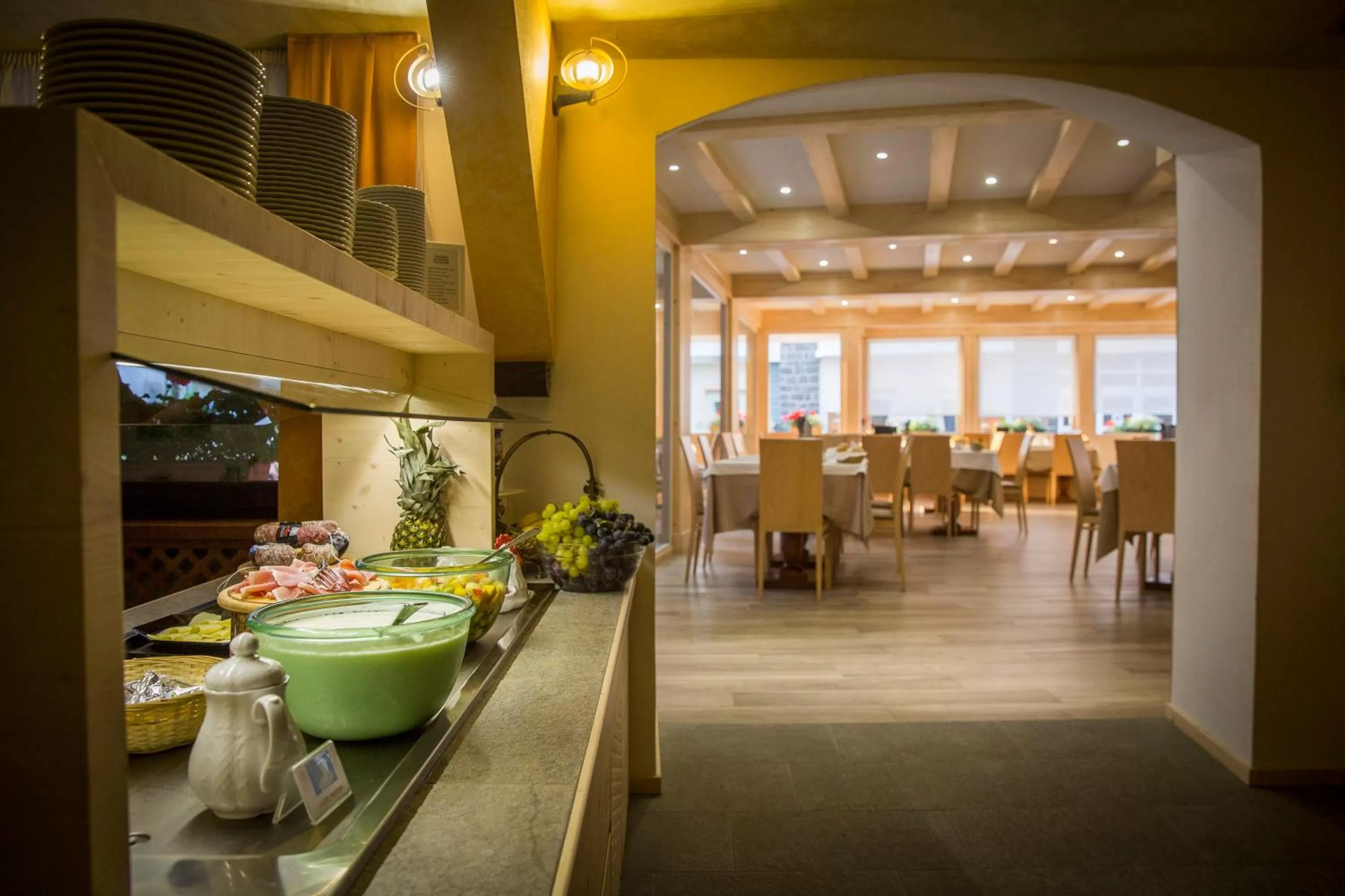 Food and drinks in Hotel Touring