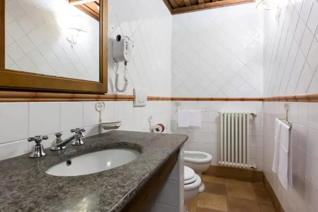 Bathroom in Residenza San Calisto