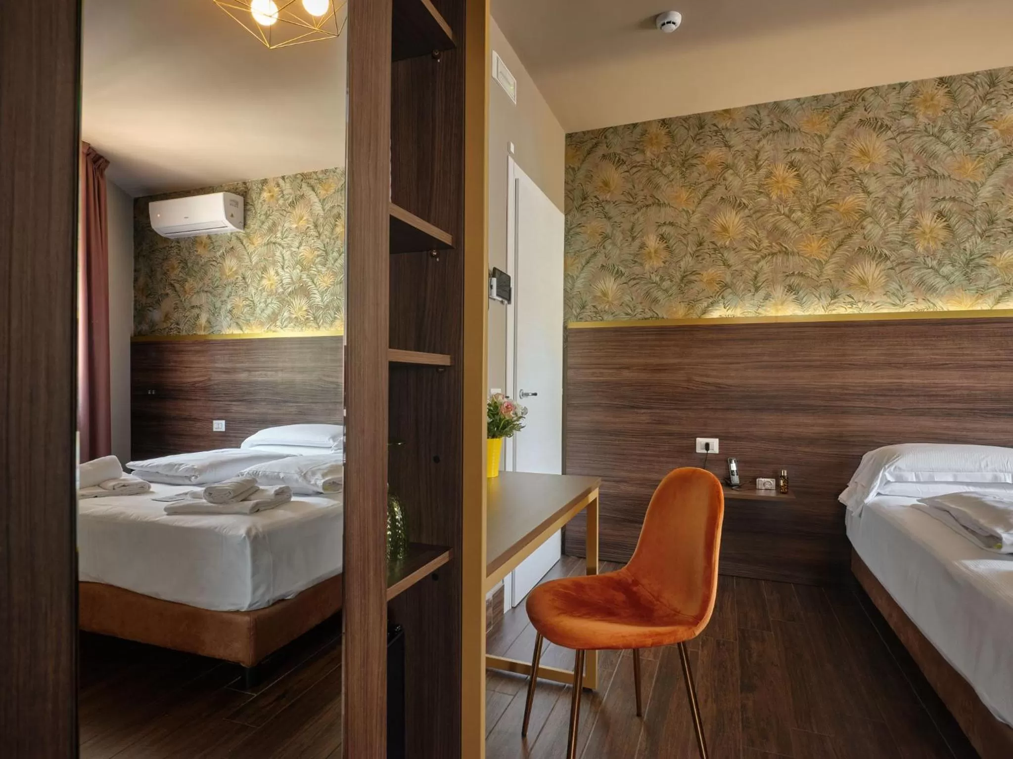 Photo of the whole room, Bed in Hotel Giulietta