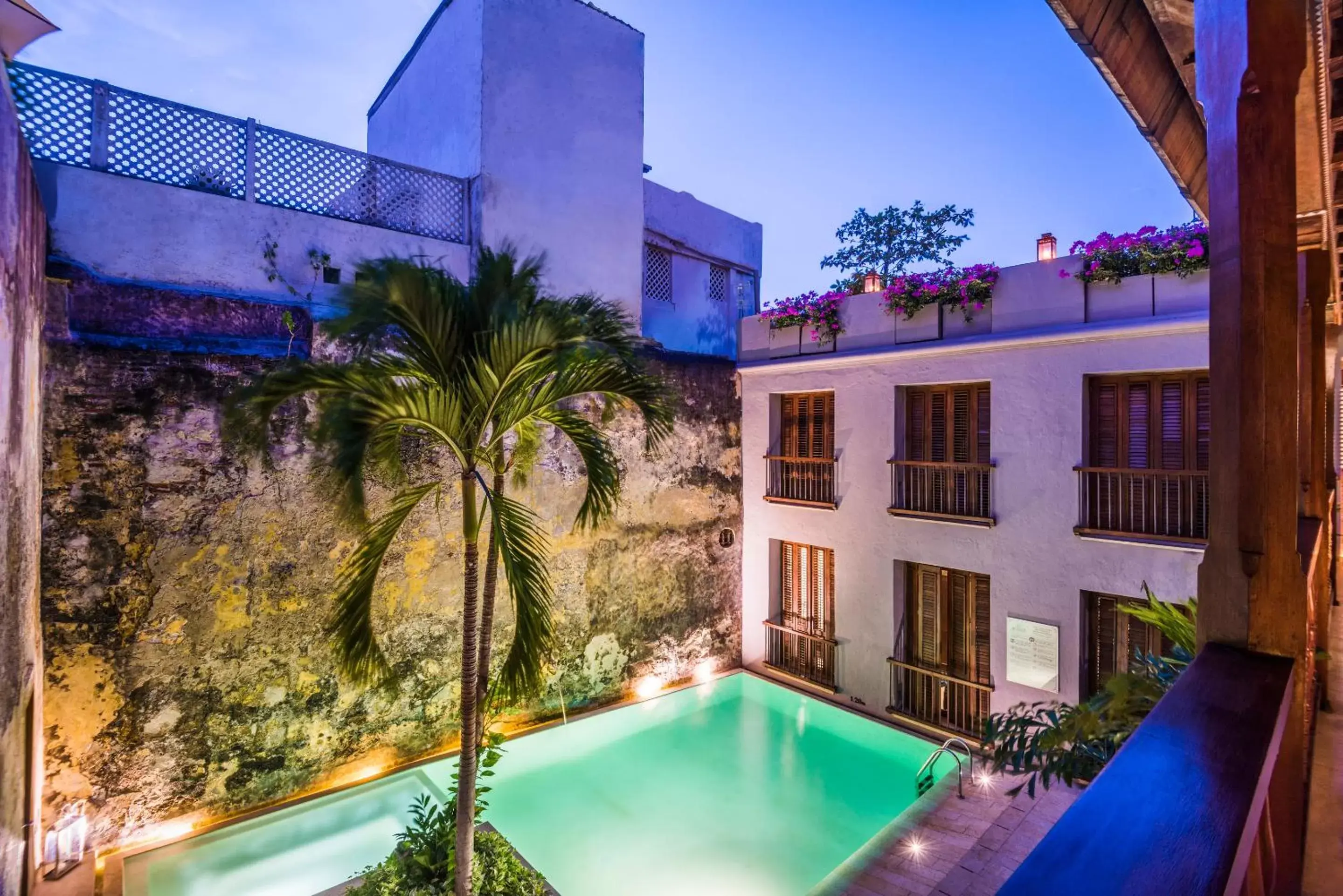 Swimming Pool in Ananda Hotel Boutique