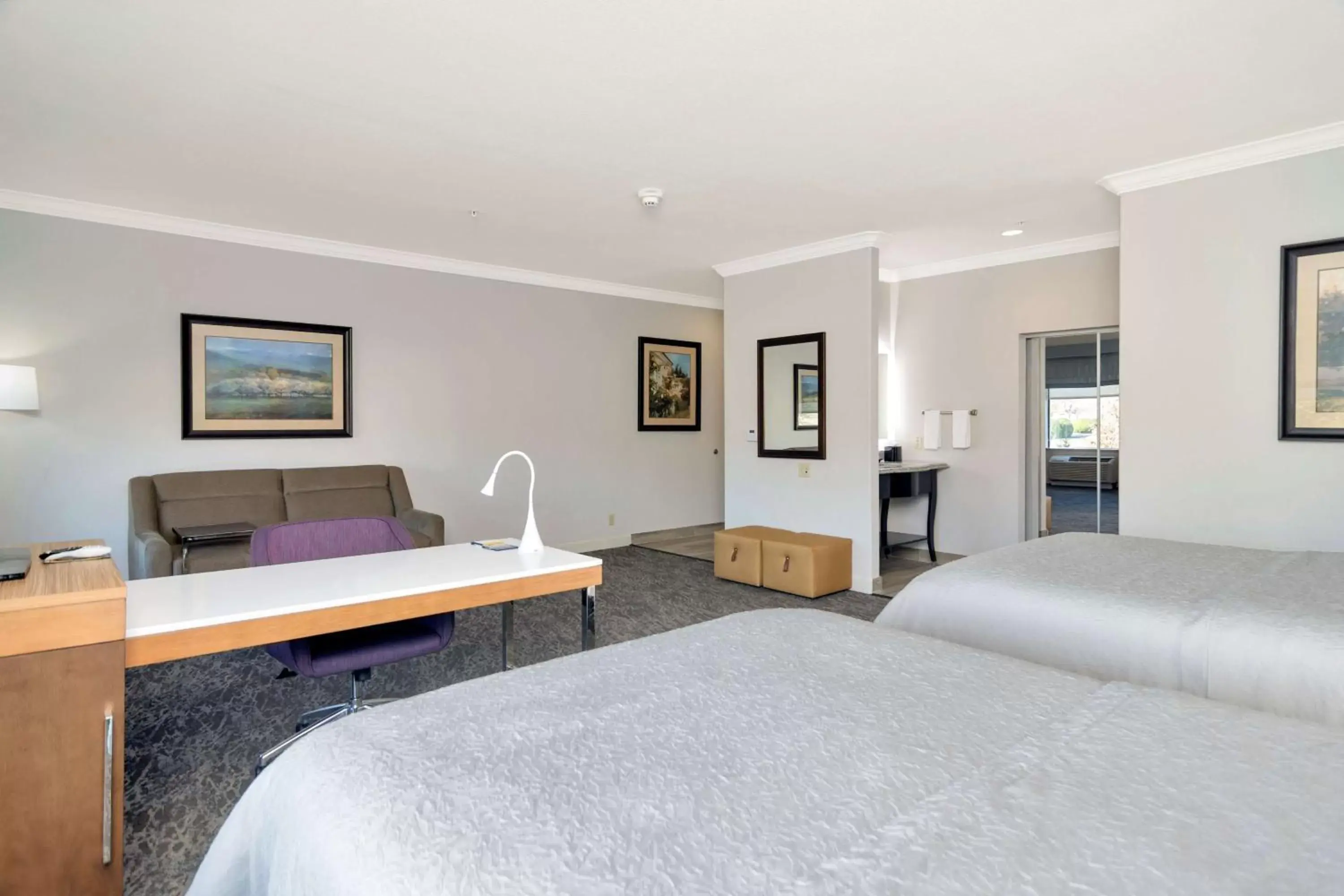 Bedroom, Bed in Hampton Inn & Suites Fort Worth-Fossil Creek