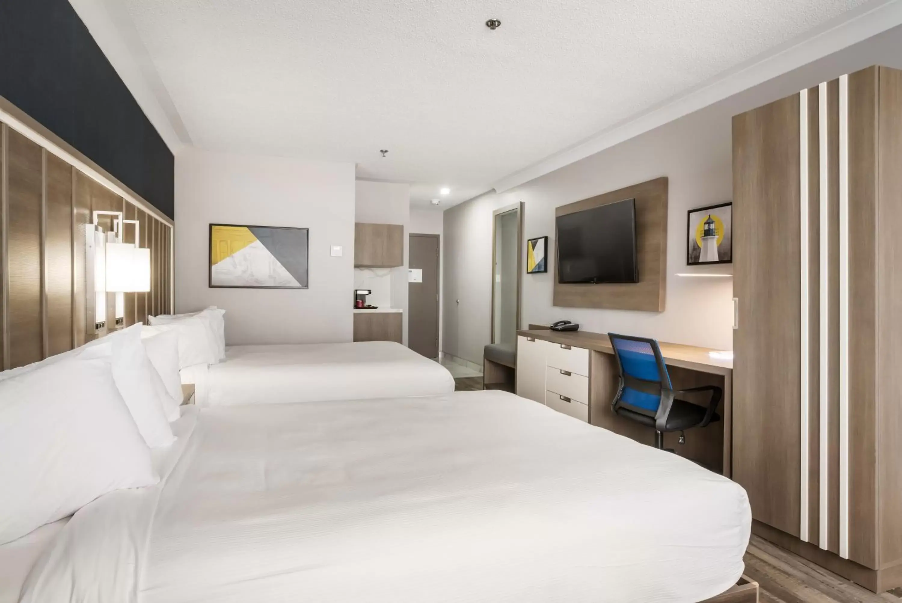 Bedroom, Bed in Canadas Best Value Inn Saint John New Brunswick