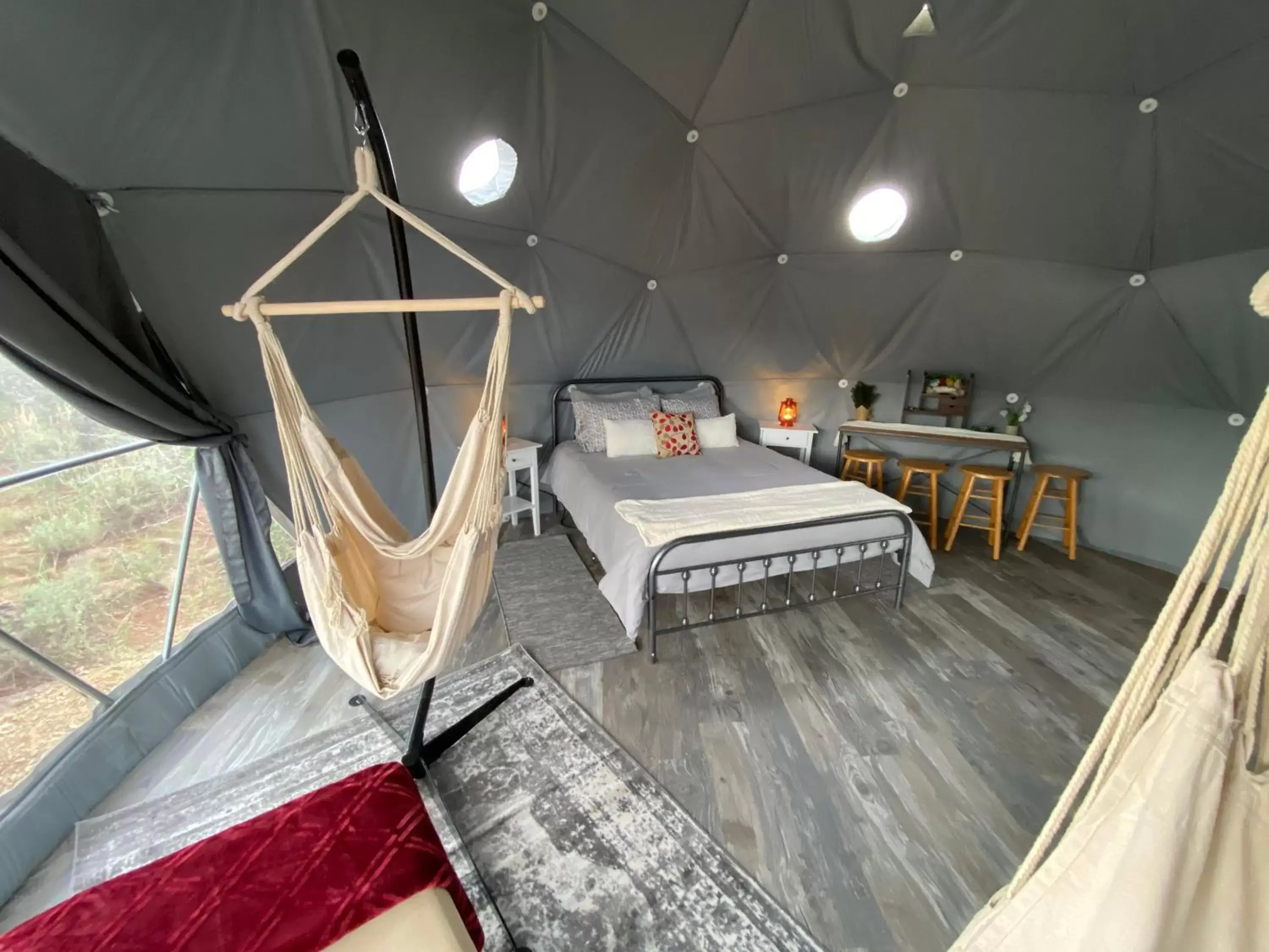 Bed in Blue Mountain Domes - The WOW Experience