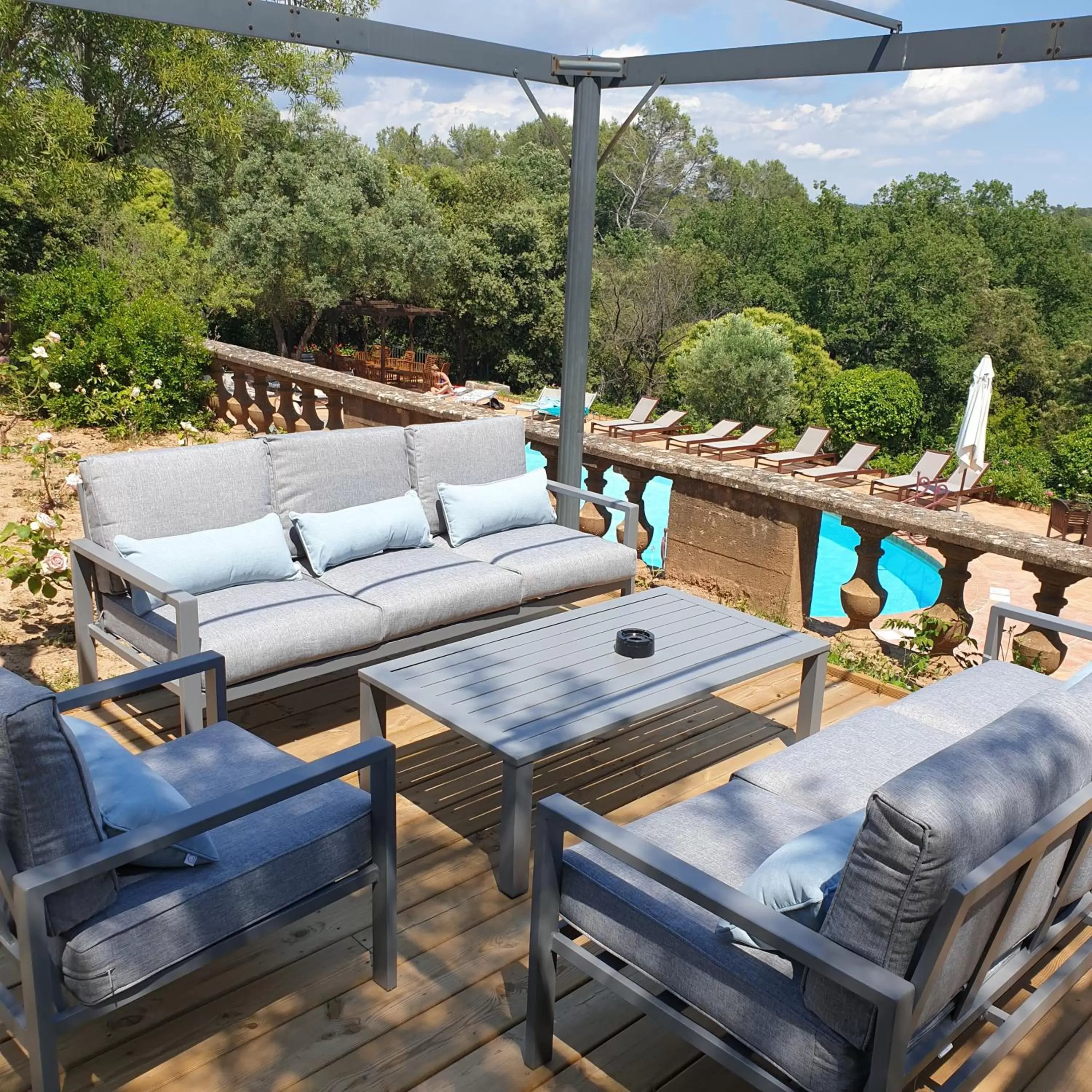 Balcony/Terrace in Domaine du Lac