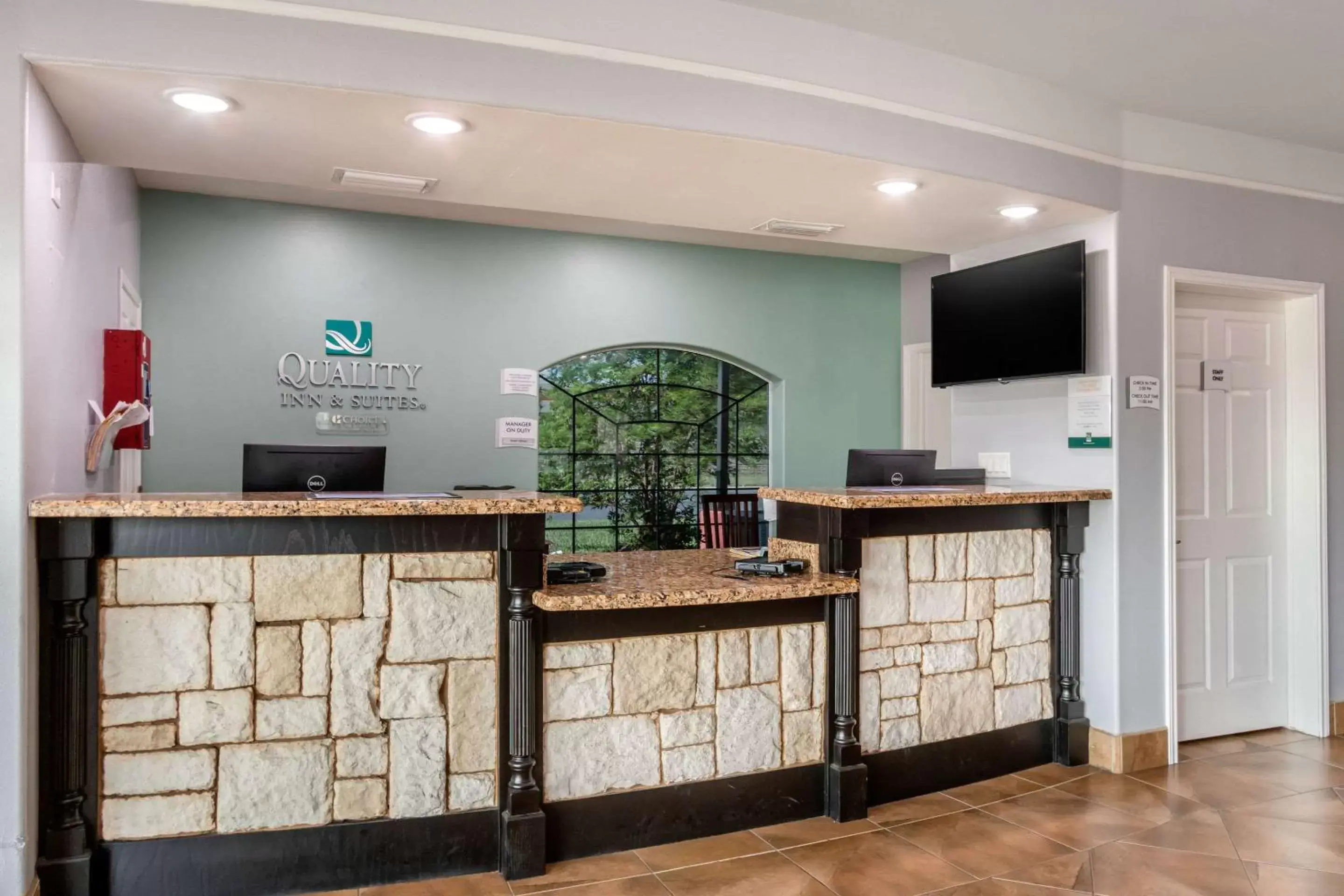 Lobby or reception, Lobby/Reception in Quality Inn & Suites at The Outlets Mercedes/Weslaco
