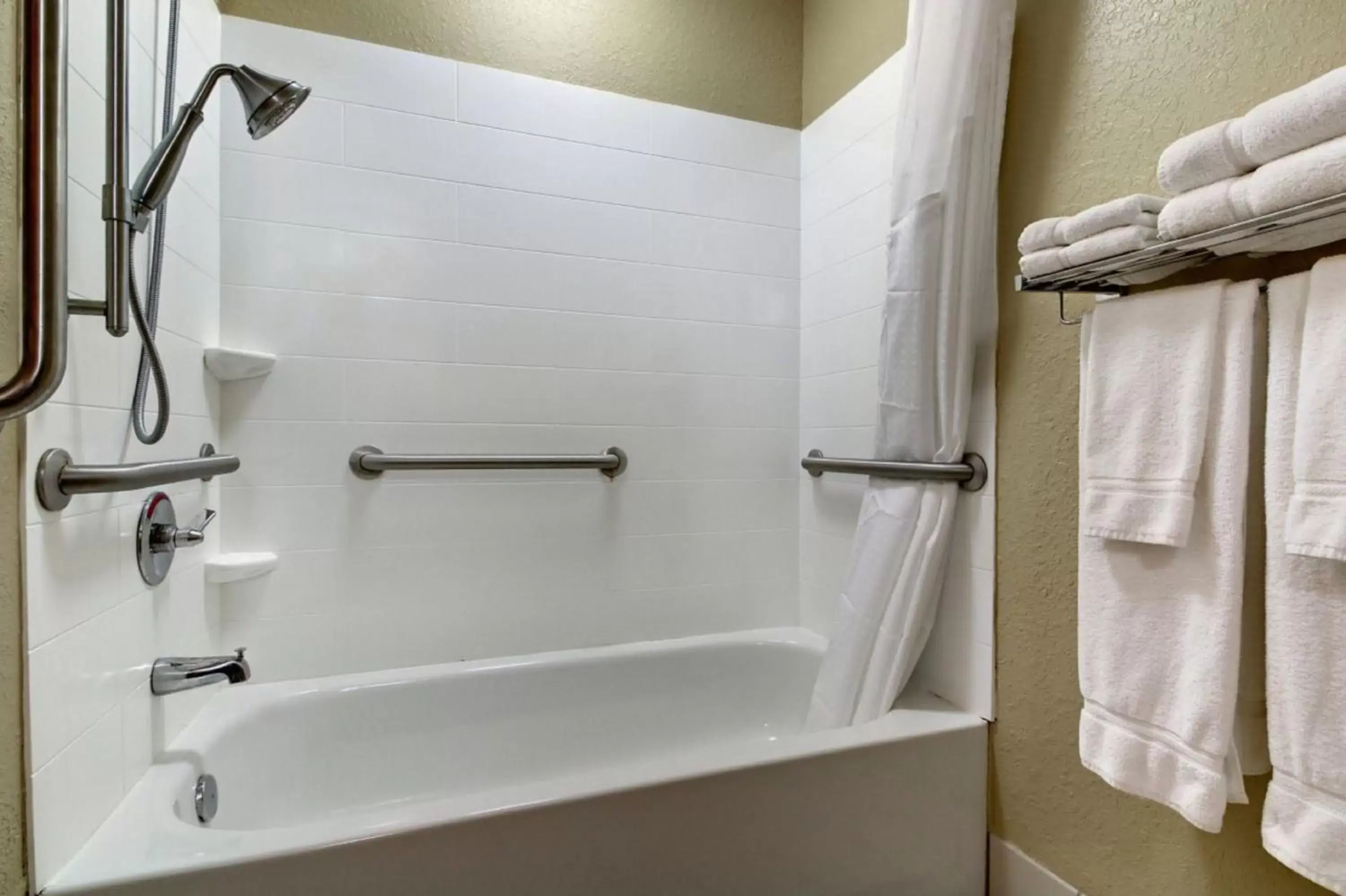 Photo of the whole room, Bathroom in Holiday Inn Express & Suites Jacksonville South - I-295, an IHG Hotel