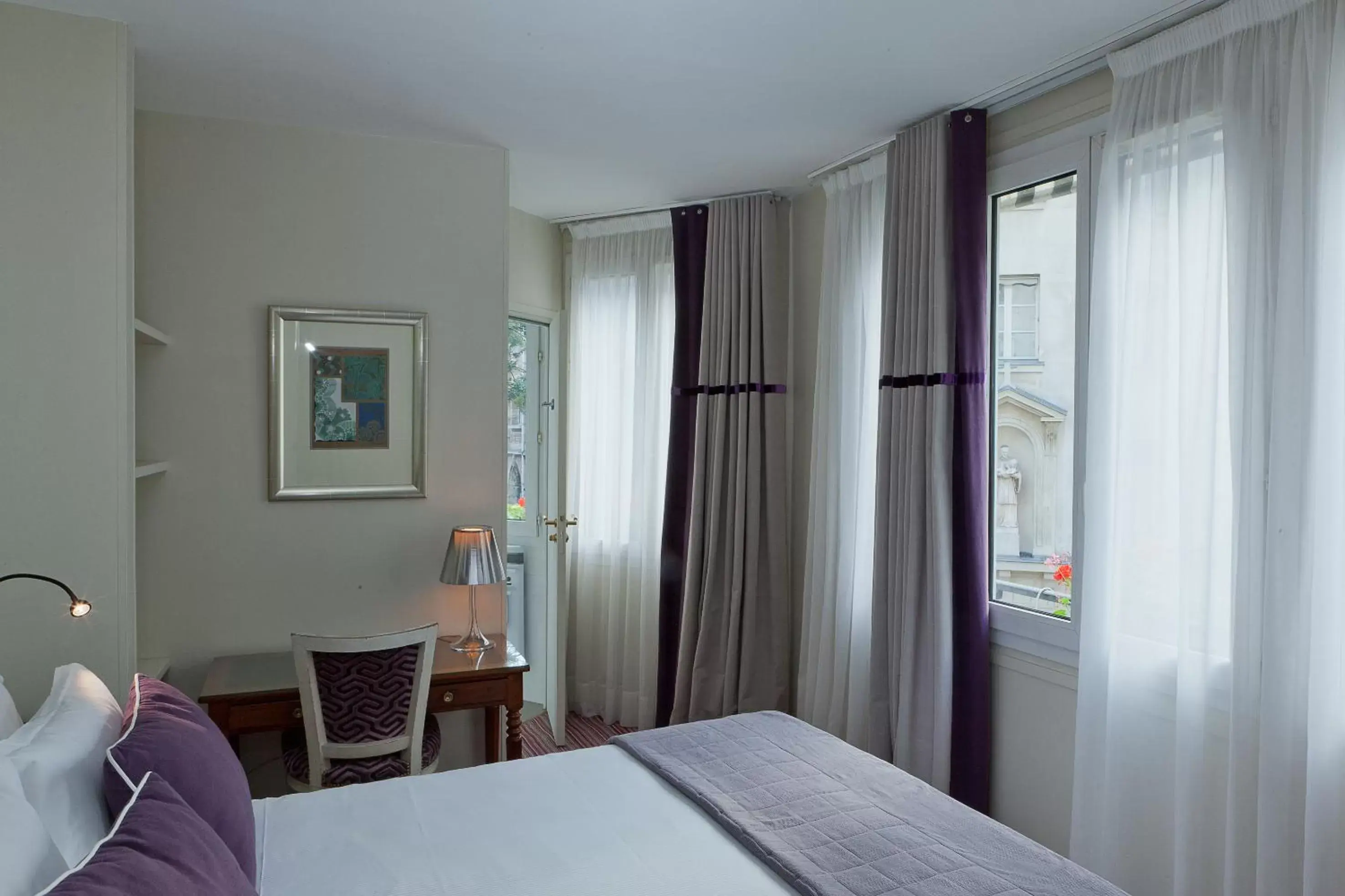 Superior Double or Twin Room in Hôtel Parc Saint-Séverin - Esprit de France