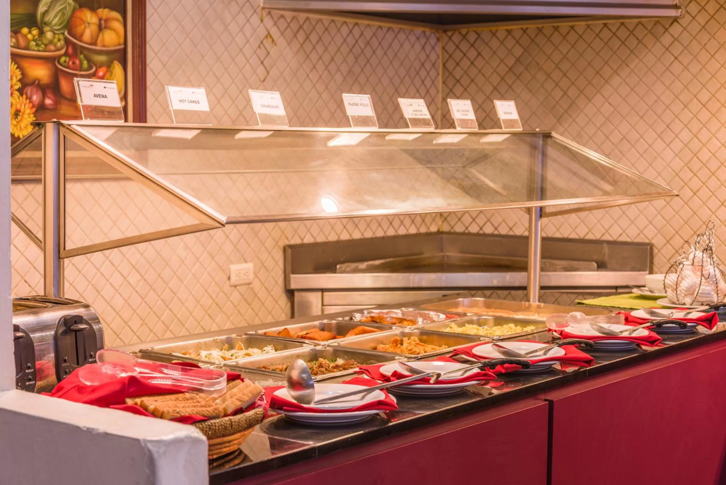 Restaurant/places to eat in Ramada Hola Culiacan