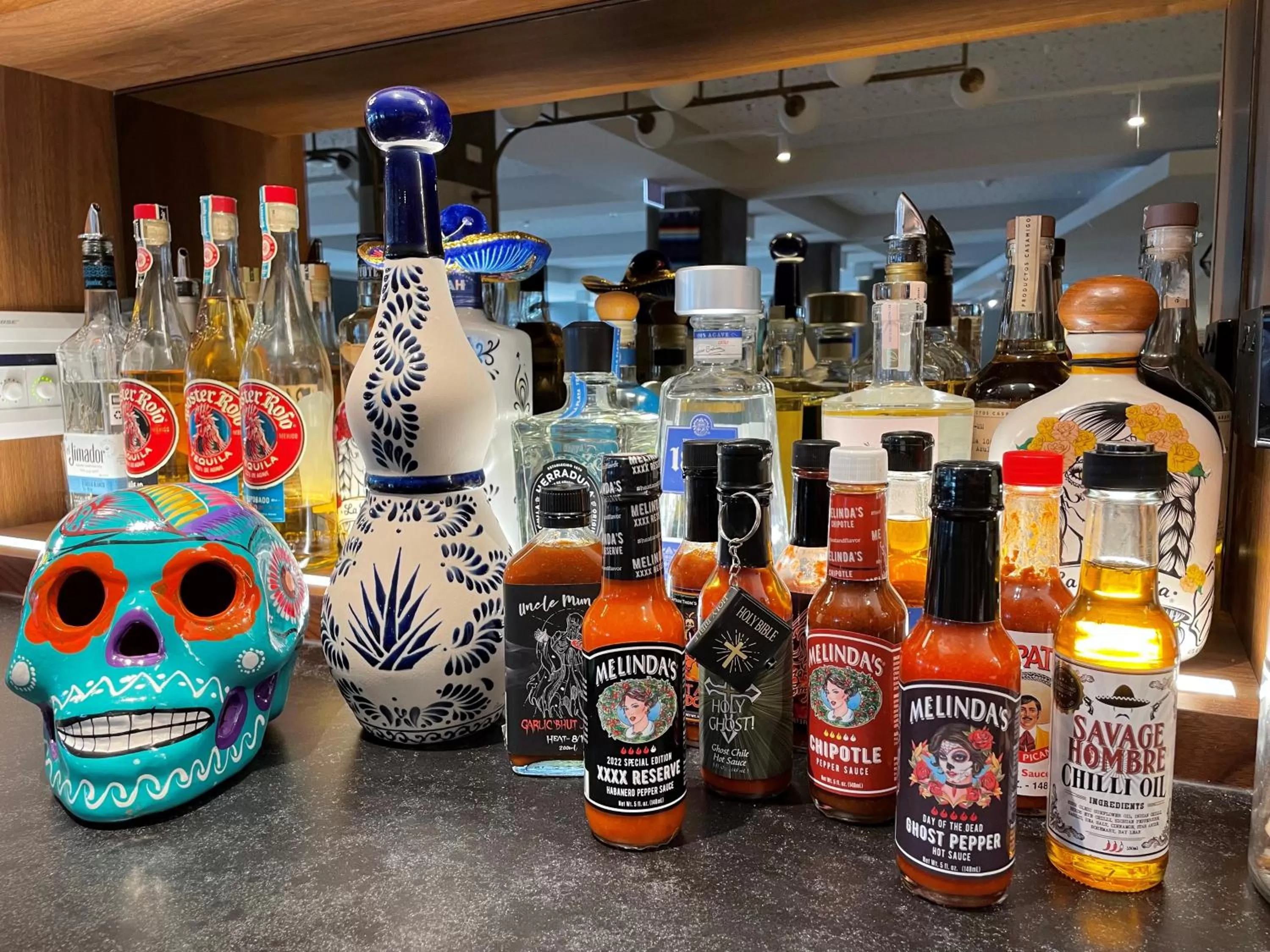 Lounge or bar in TRYP Adelaide by Wyndham