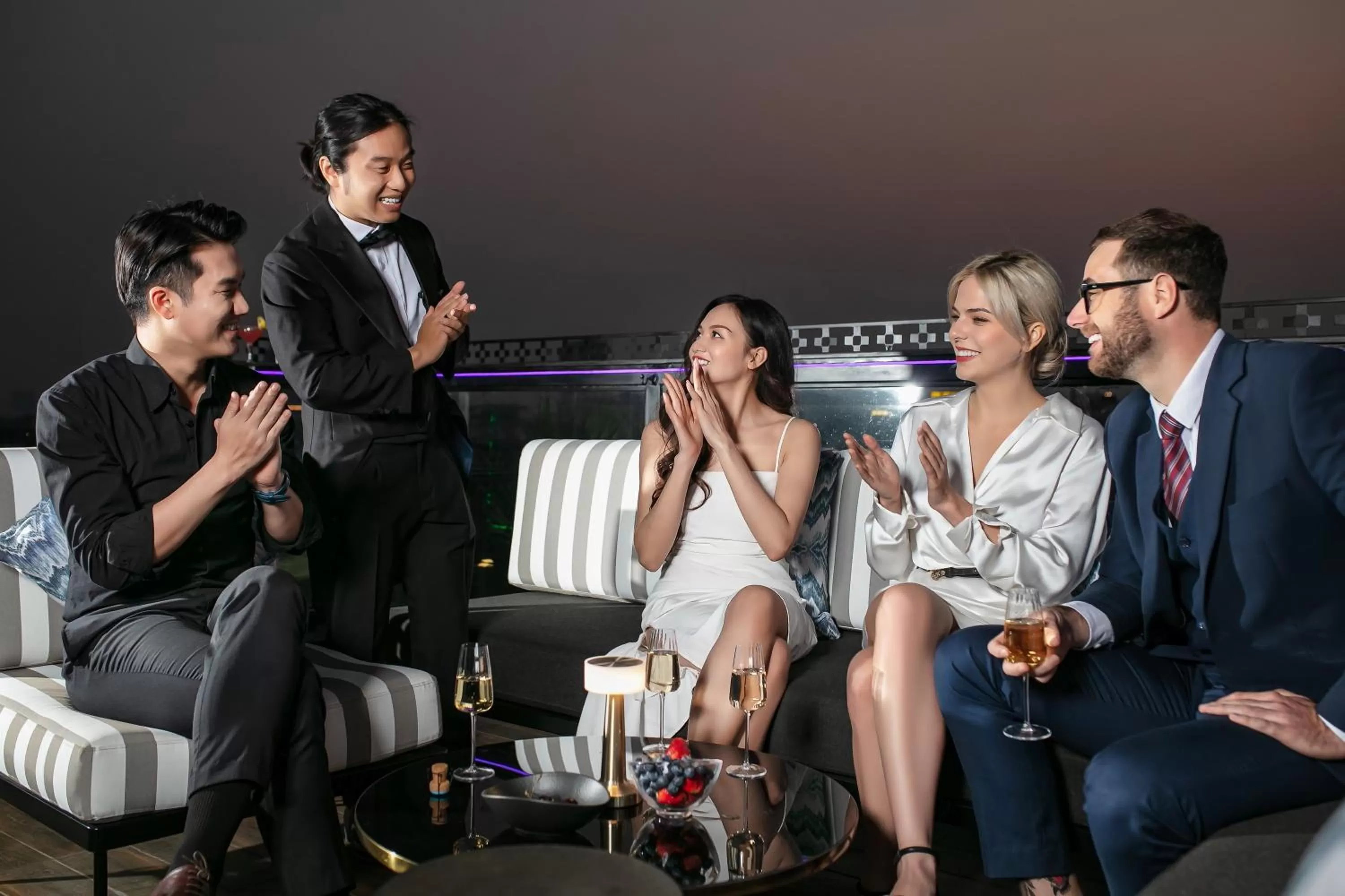 Lounge or bar in La Sinfonía Majesty Hotel and Spa