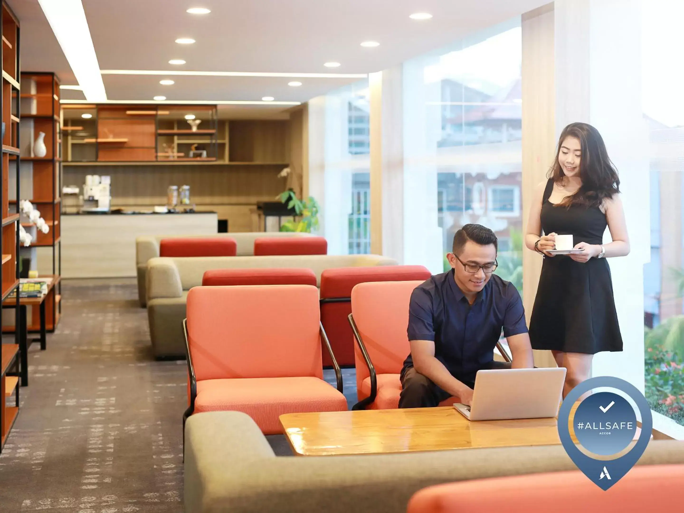 Coffee/tea facilities in Novotel Bali Ngurah Rai Airport